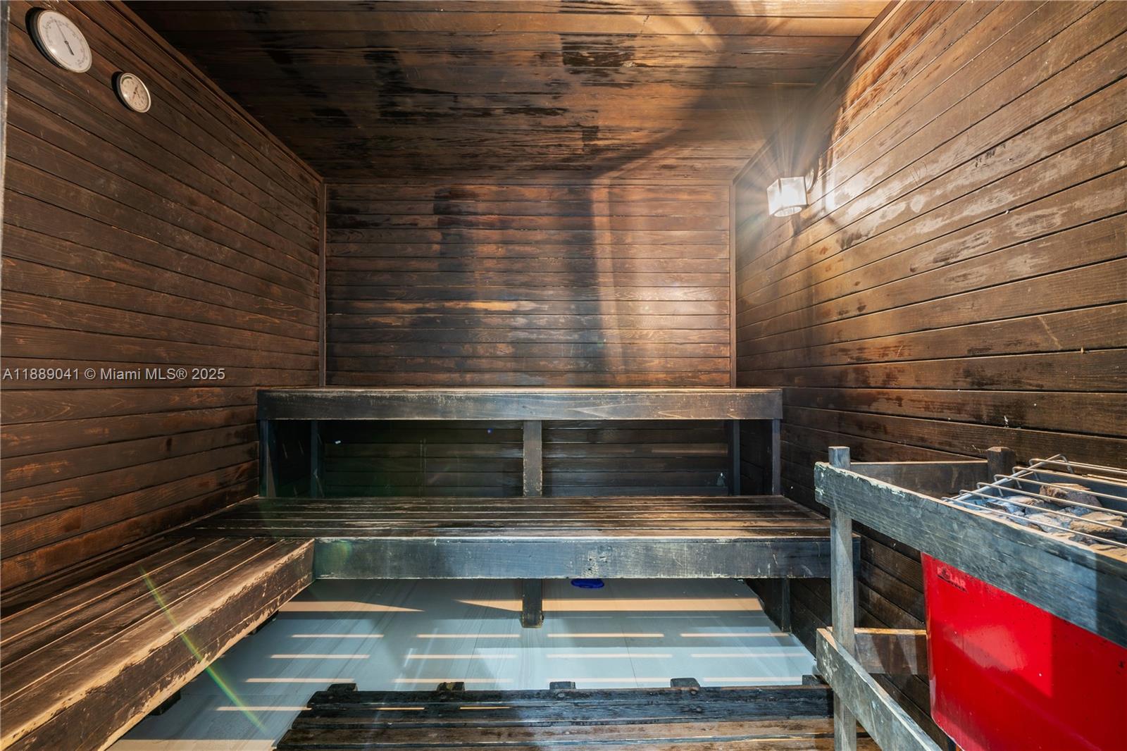 2731 NE 3rd Dr #101 Homestead, FL 33033