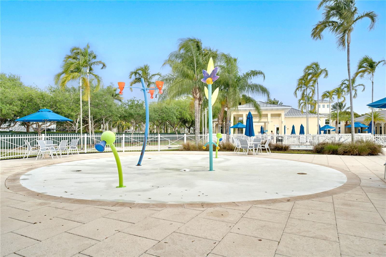 2731 NE 3rd Dr #101 Homestead, FL 33033