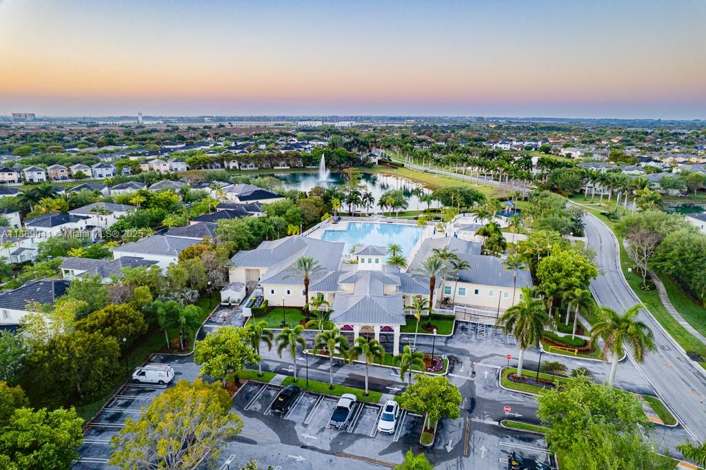 2731 NE 3rd Dr #101 Homestead, FL 33033