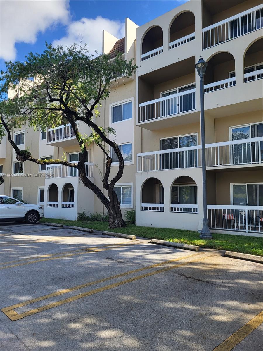 7707 Camino Real #B211