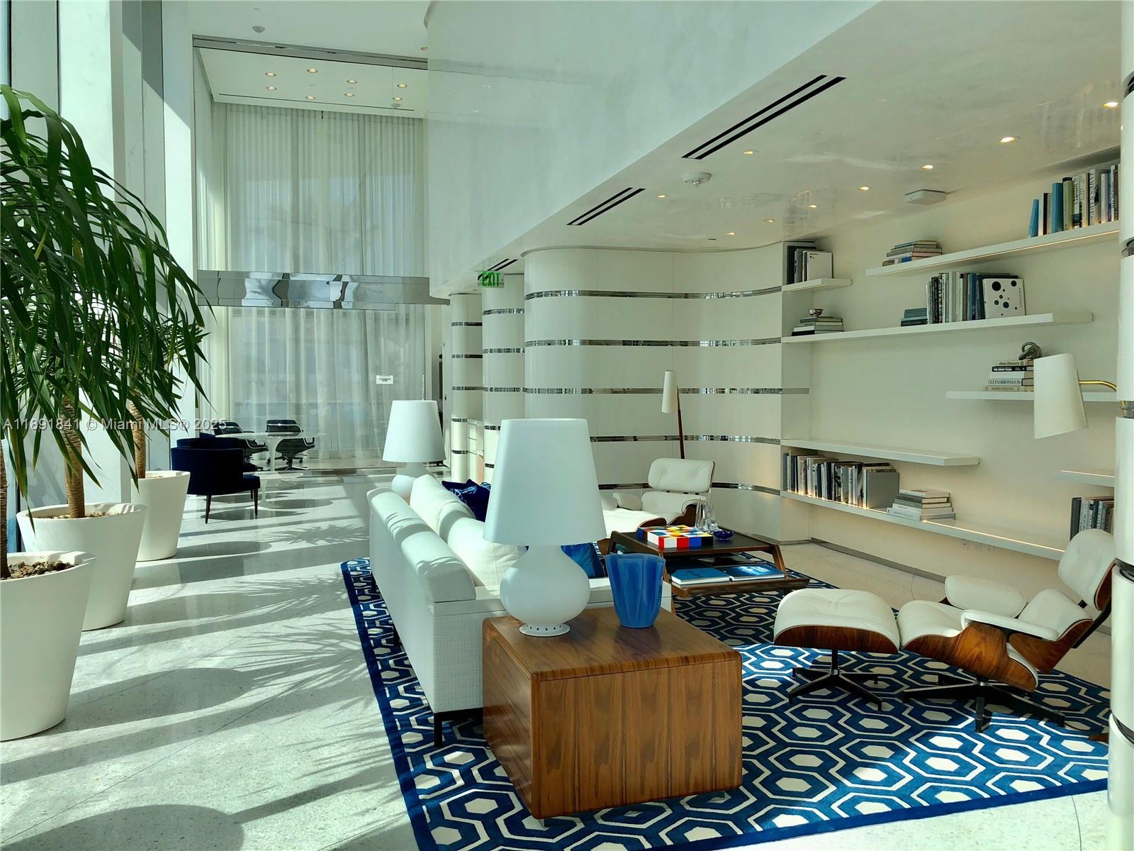 image Jade Signature25