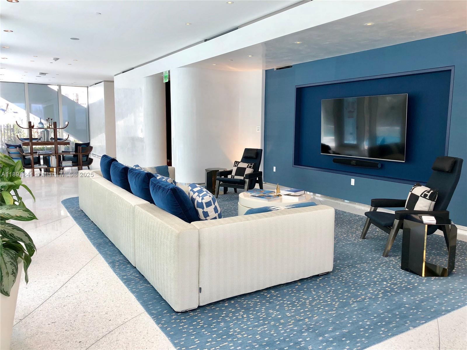 image Jade Signature26