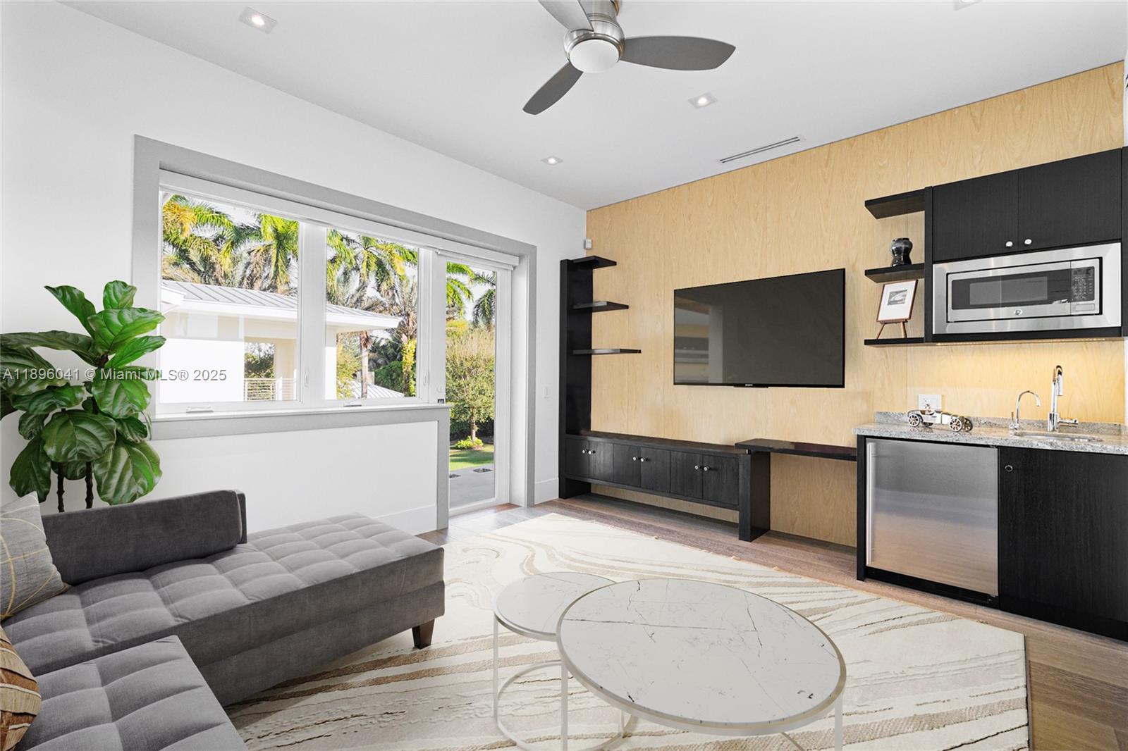 6080 SW 88th St Pinecrest, FL 33156