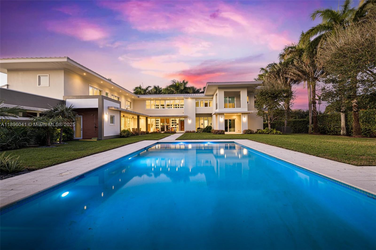 6080 SW 88th St Pinecrest, FL 33156