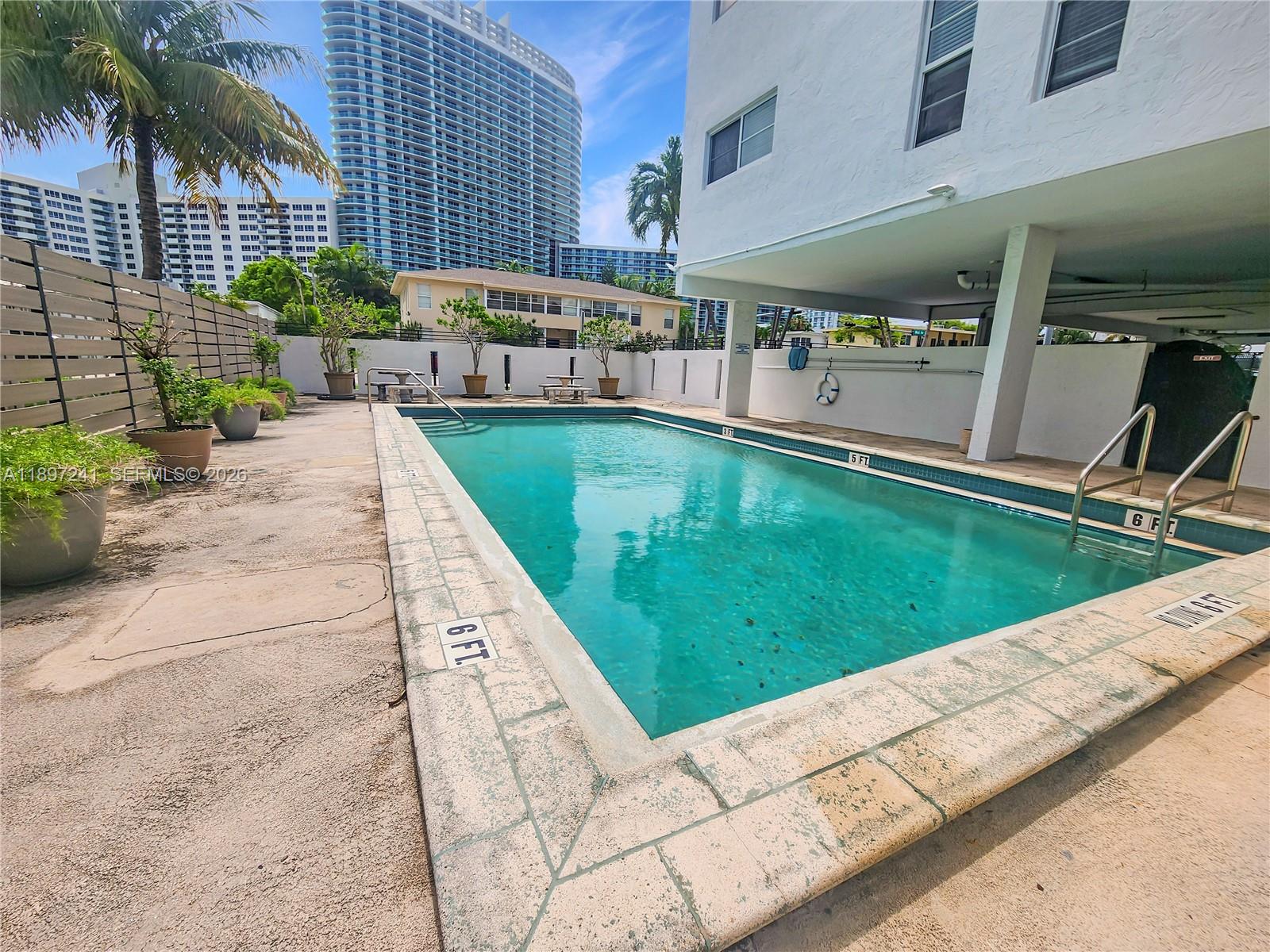 1455 West Ave #202 Miami Beach, FL 33139