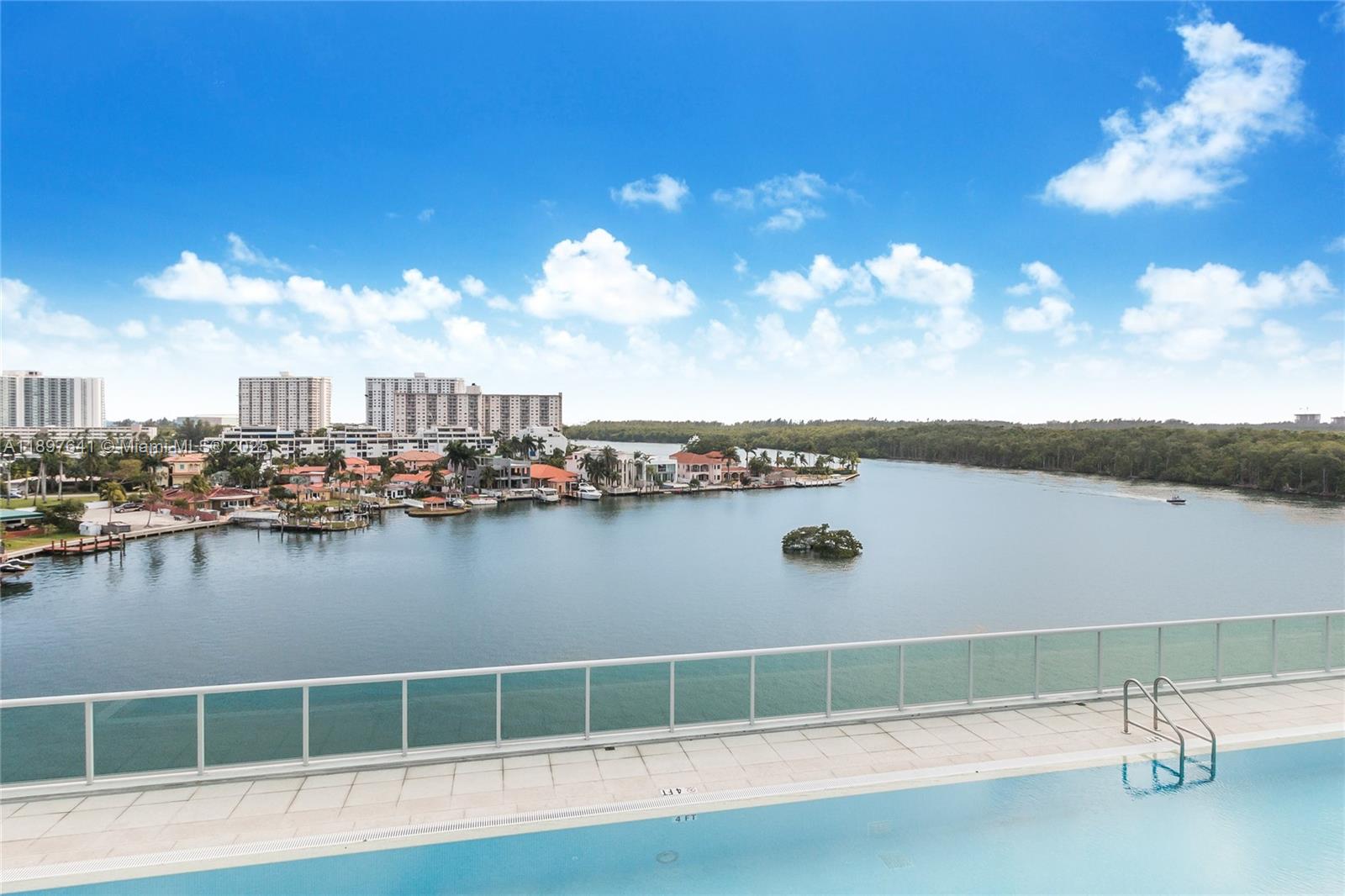 400 Sunny Isles Blvd #715