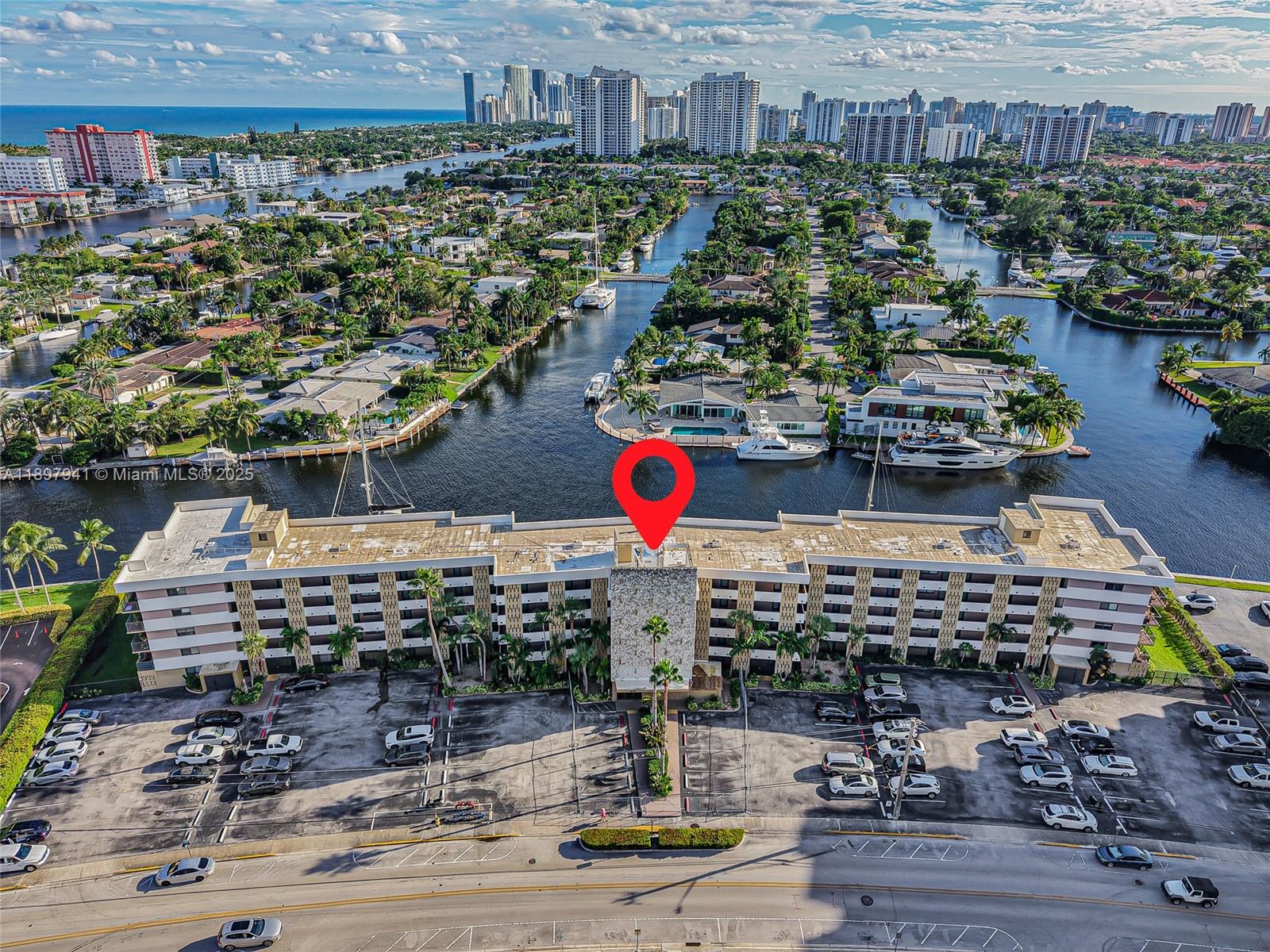 301 Golden Isles Dr #403