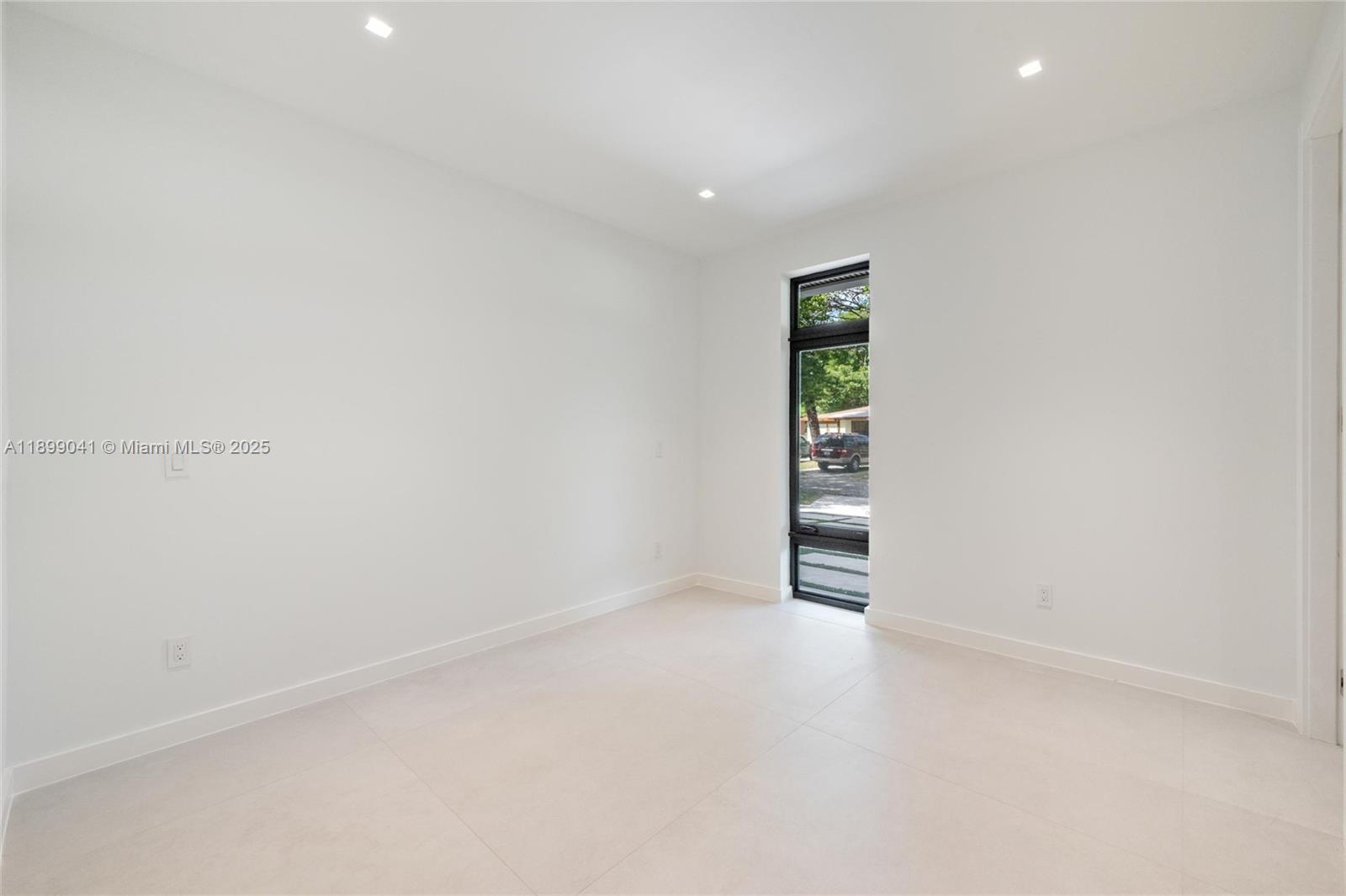 300 NE 48th St Miami, FL 33137 300 NE 48th St Miami, FL 33137