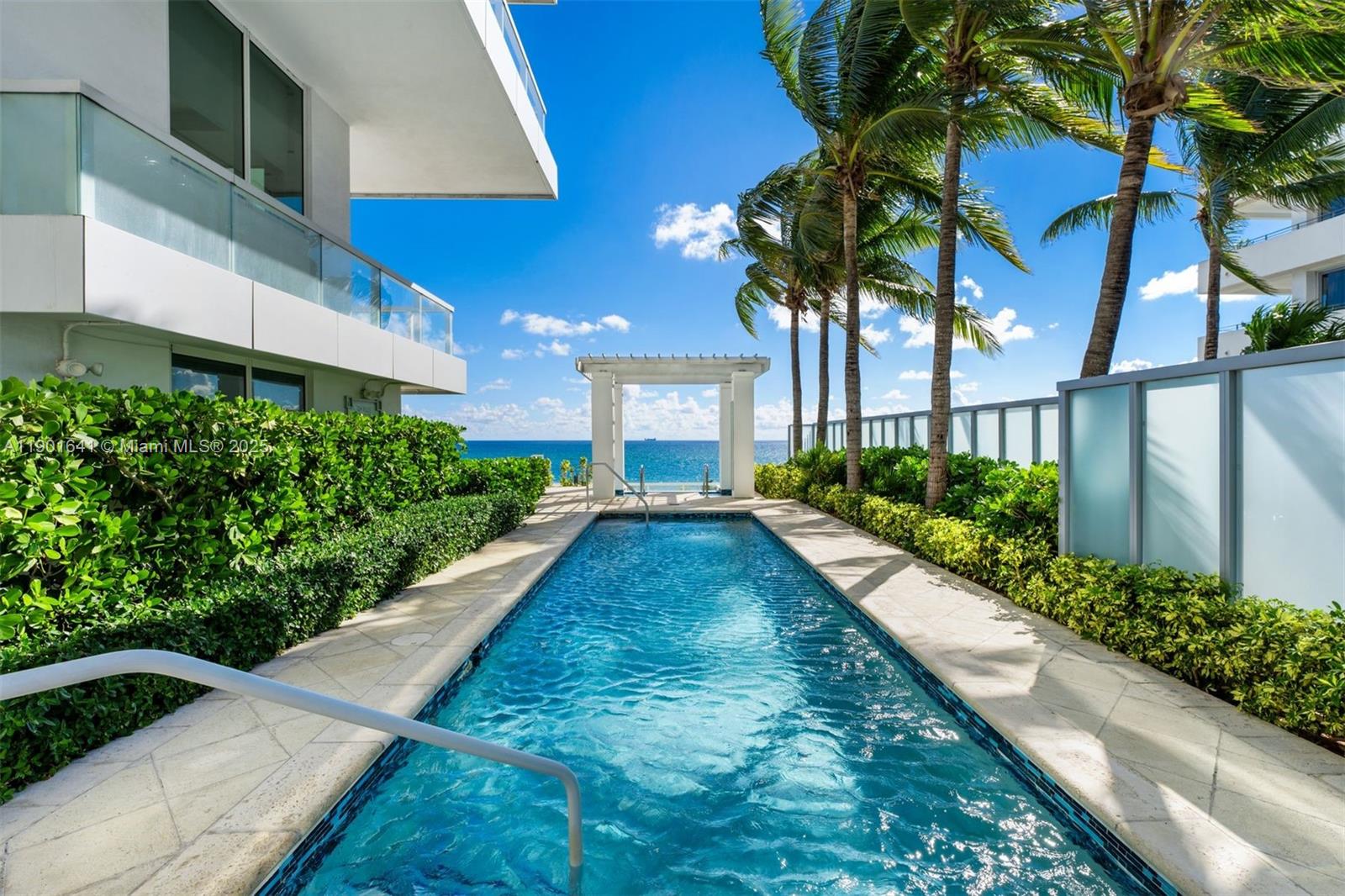 4391 Collins Ave #512 Miami Beach, FL 33140