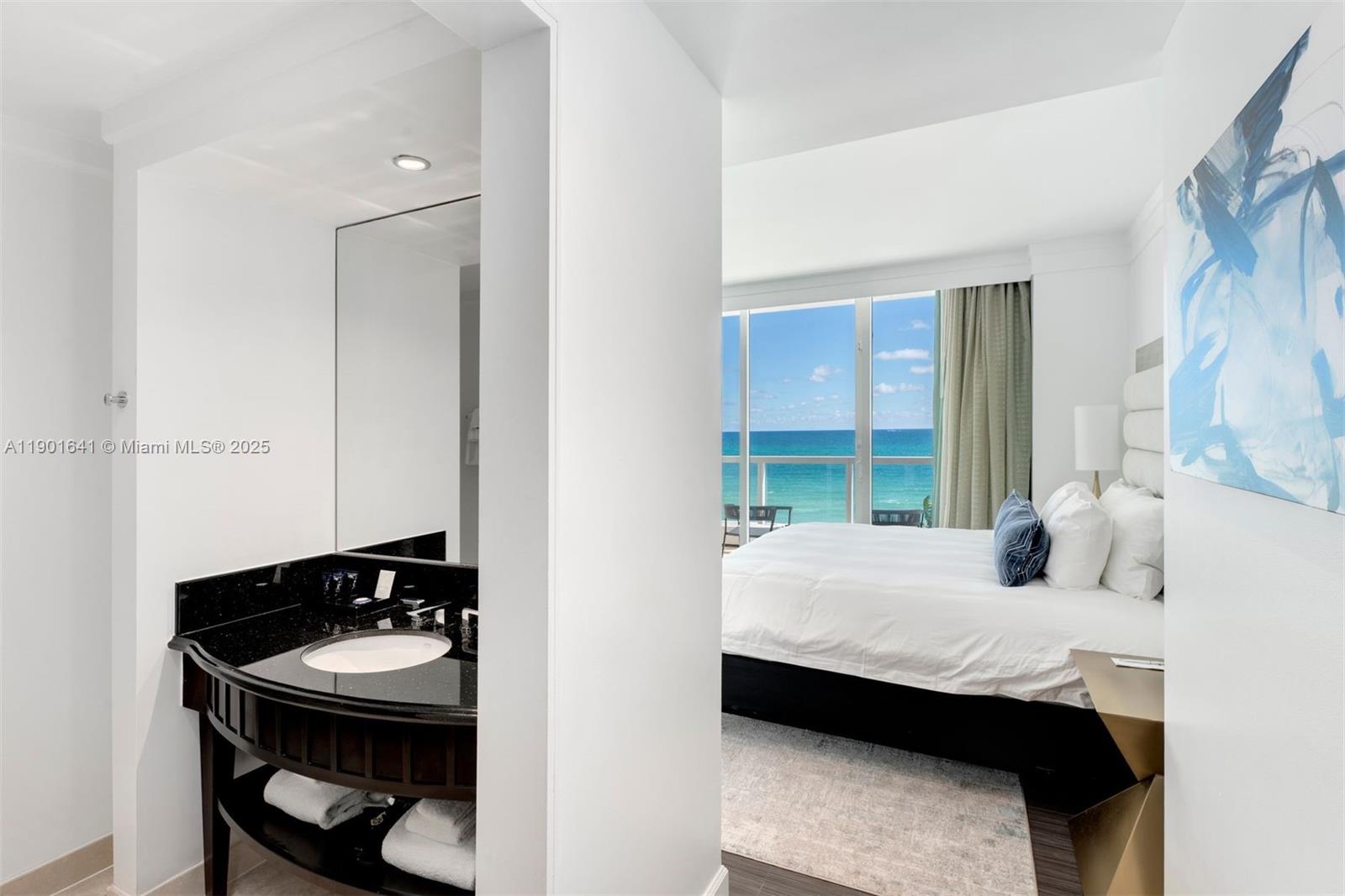 4391 Collins Ave #512 Miami Beach, FL 33140