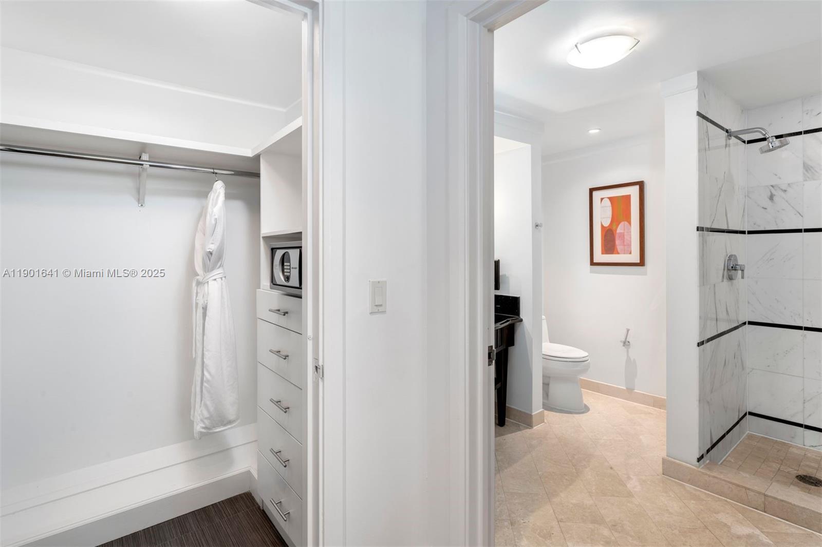 4391 Collins Ave #512 Miami Beach, FL 33140