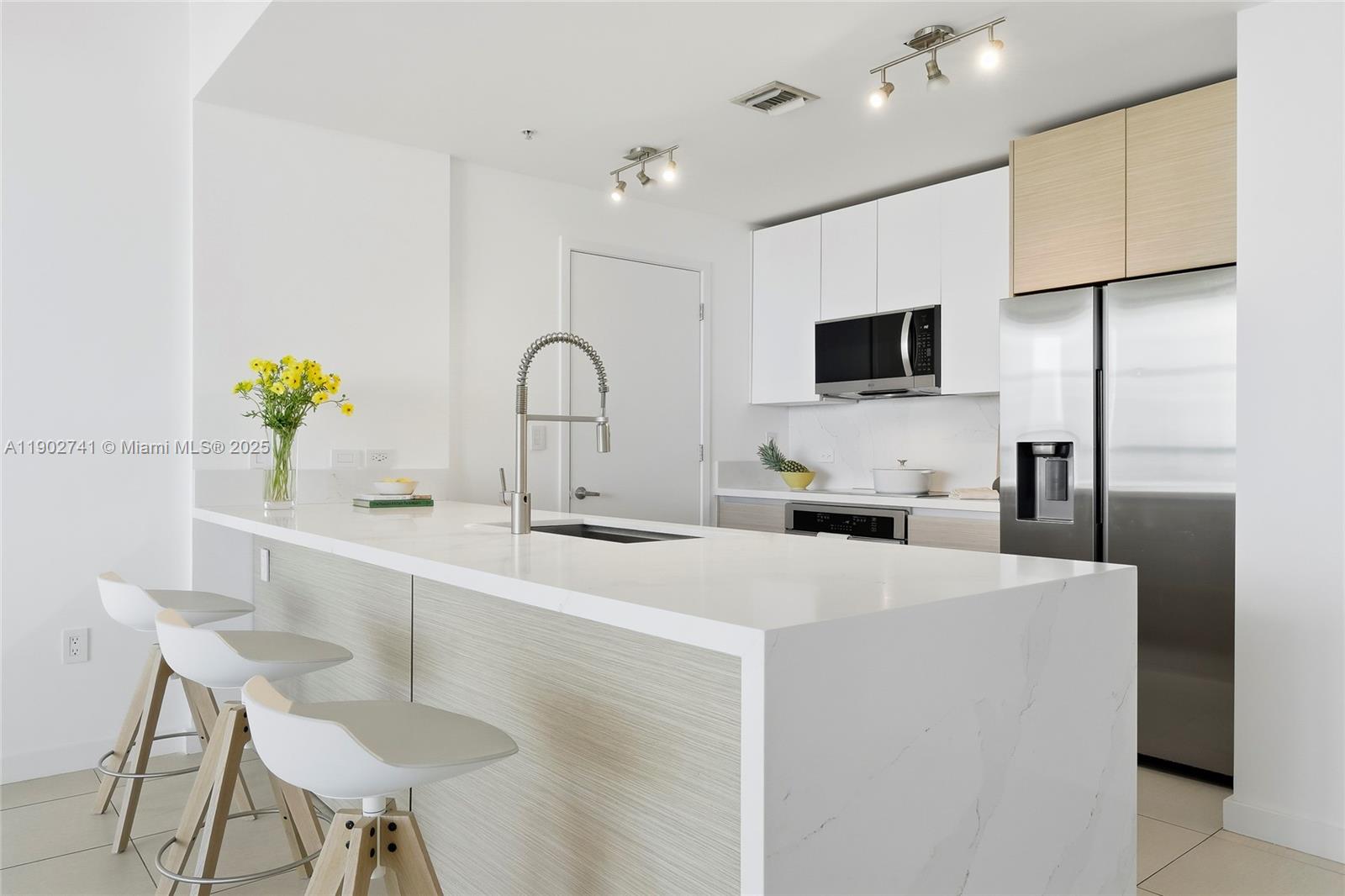 3301 NE 1st Ave #H2804