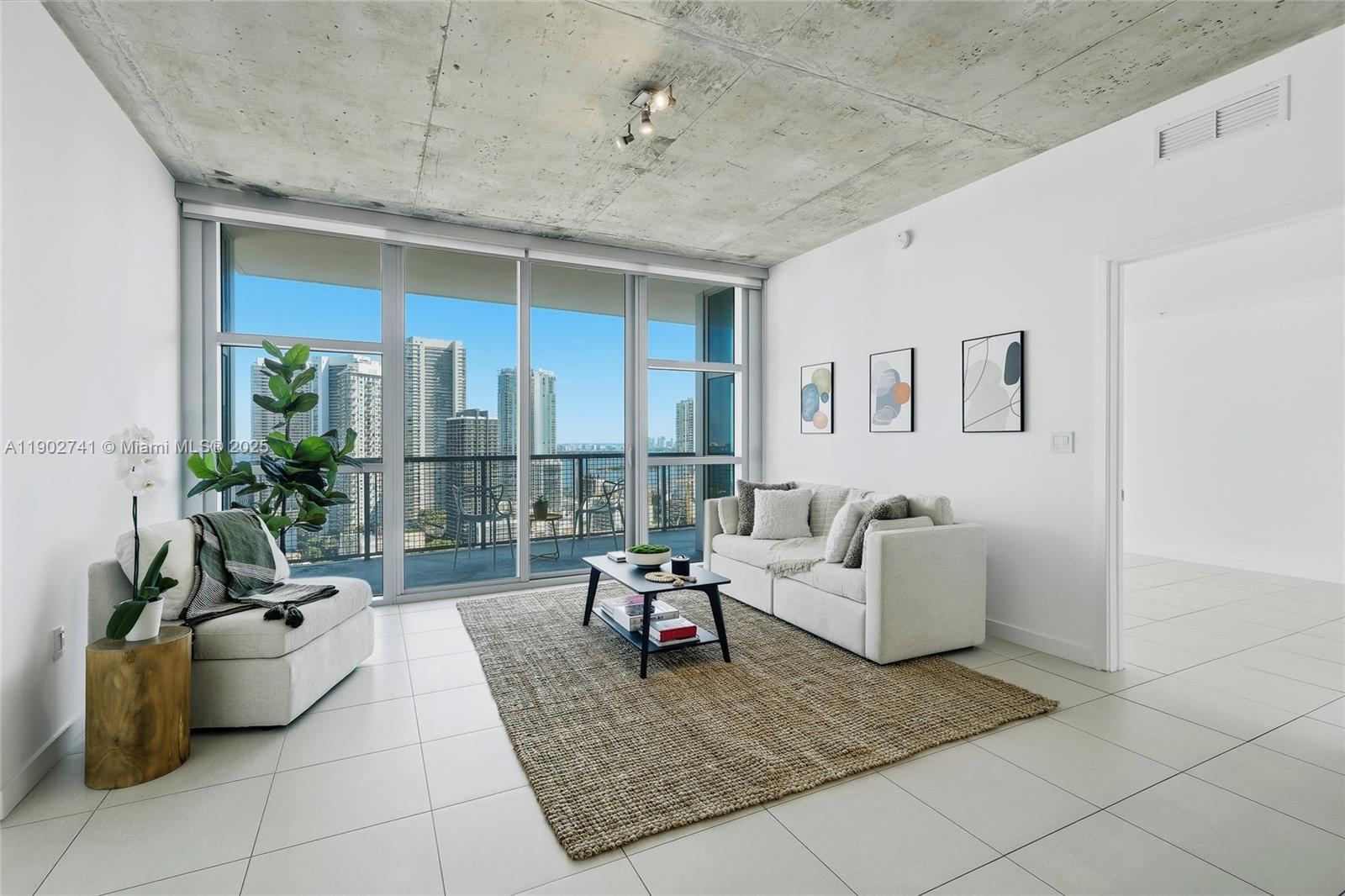 image Four Midtown Miami Condo7