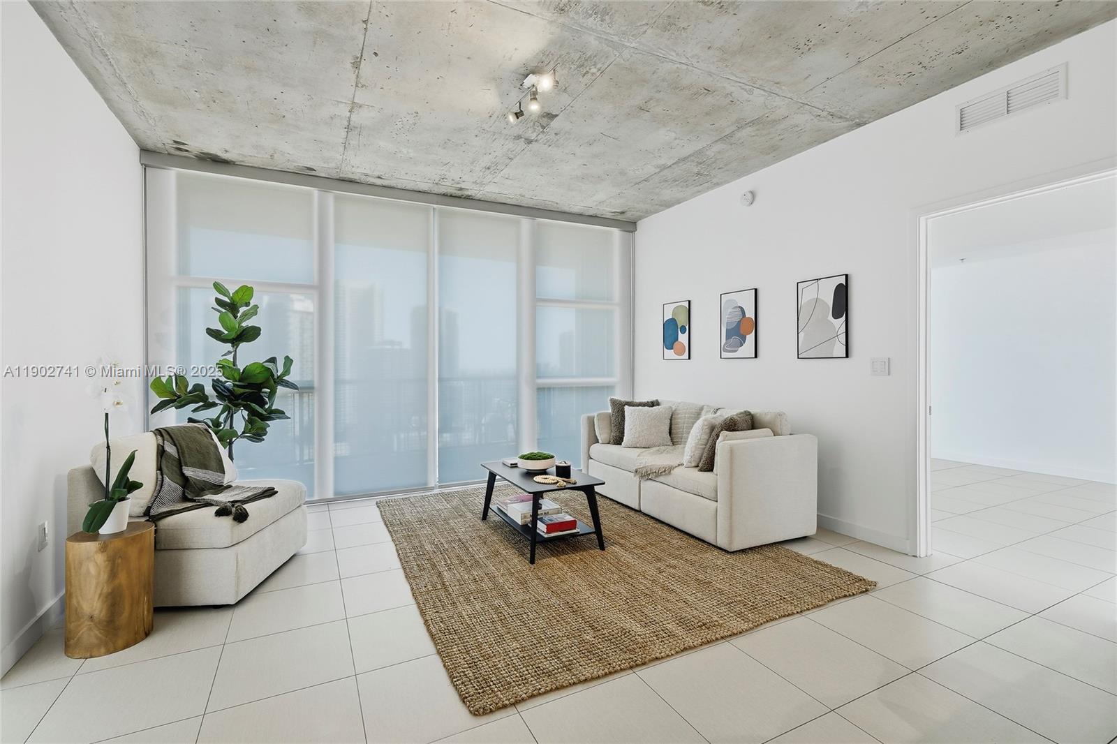 image Four Midtown Miami Condo8