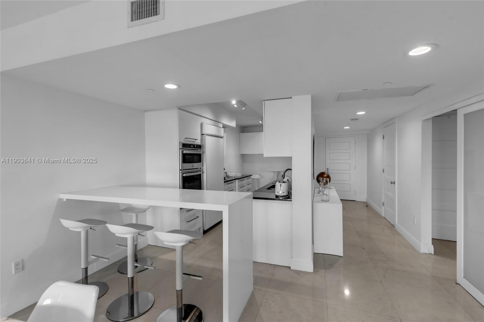 image Beach Club Three Condo27