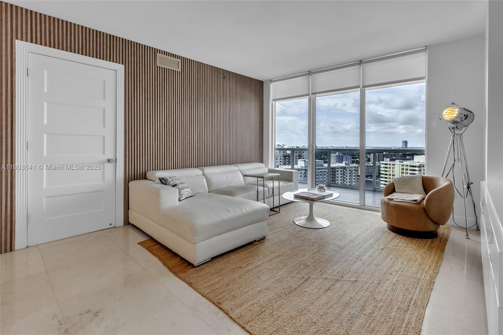 image Beach Club Three Condo30