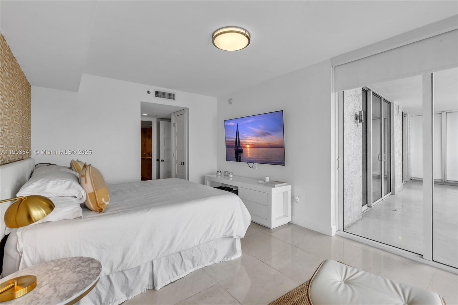 image Beach Club Three Condo40