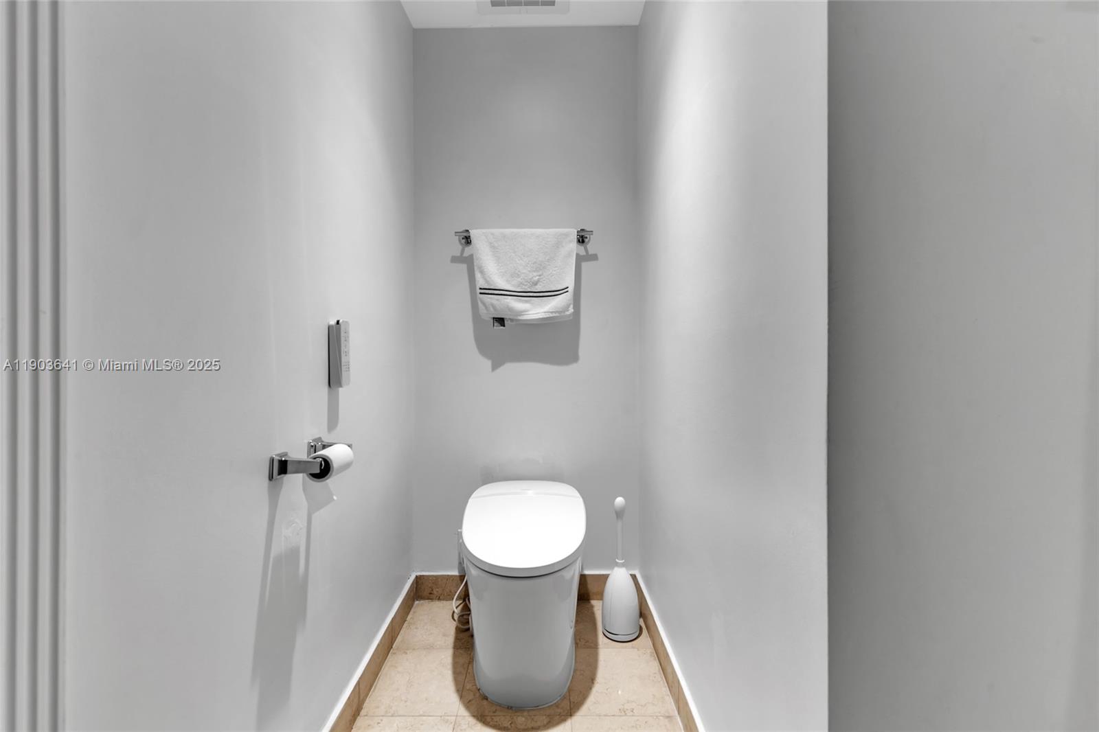 image Beach Club Three Condo44