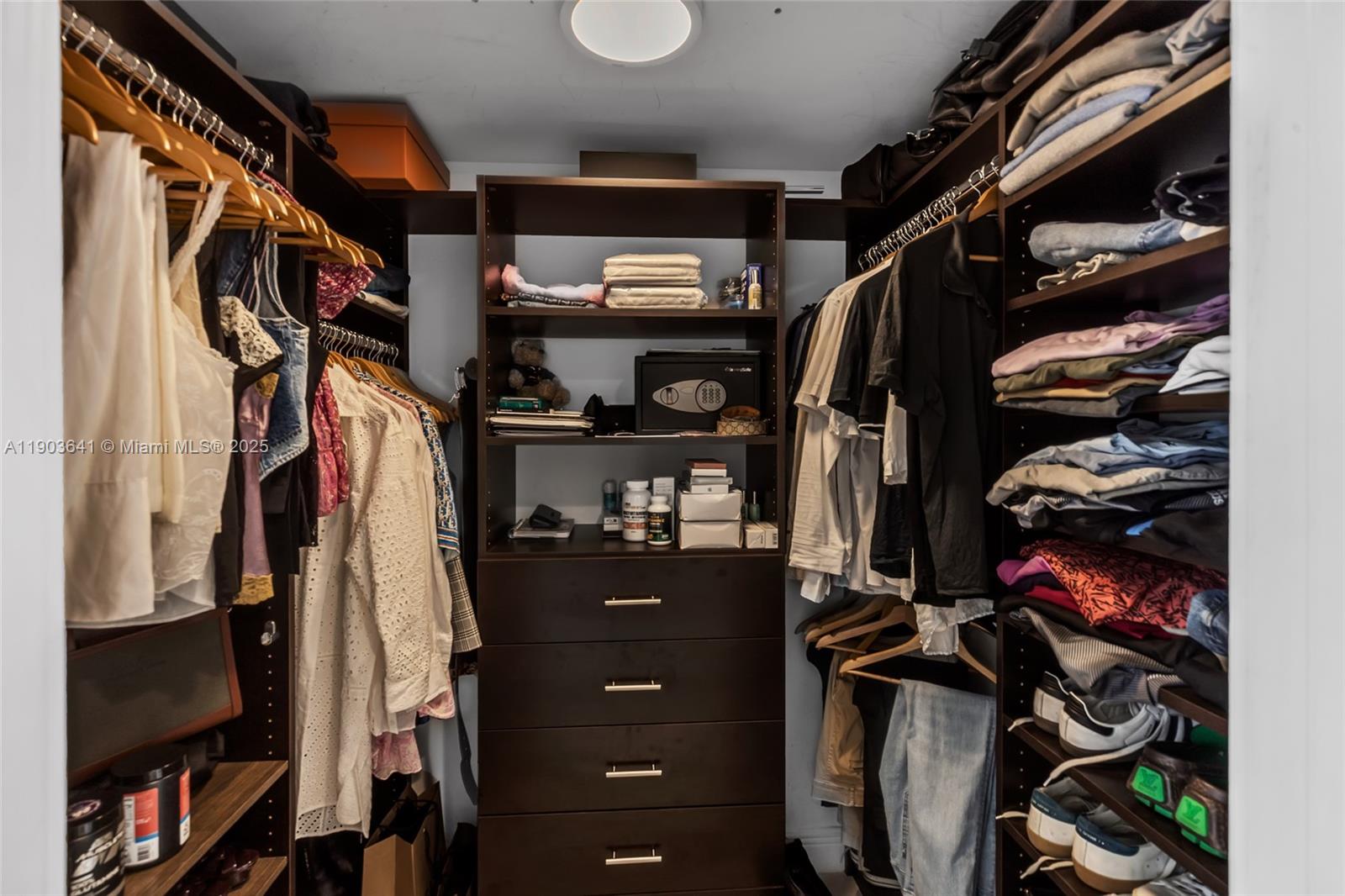 image Beach Club Three Condo46