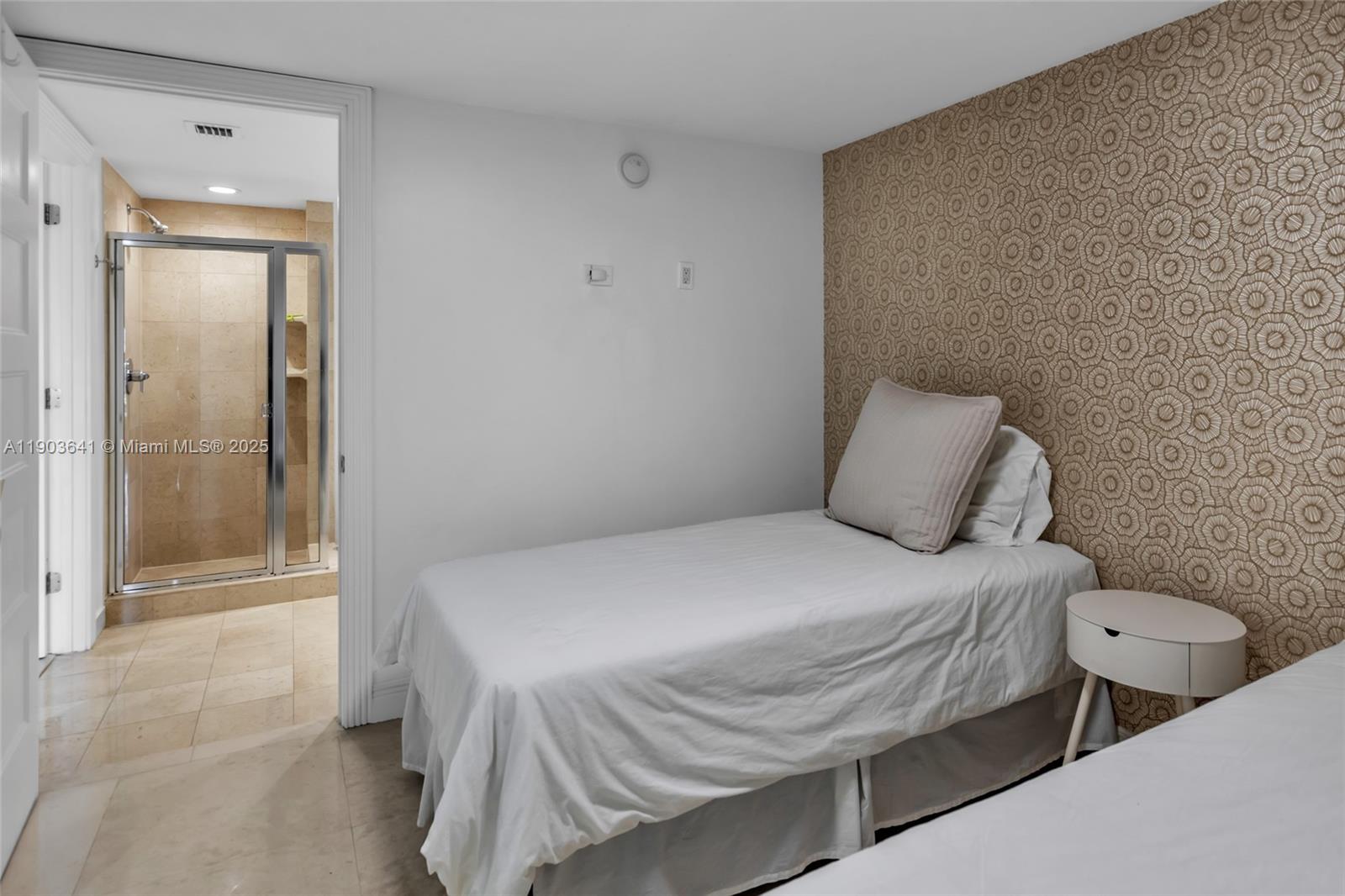 image Beach Club Three Condo50