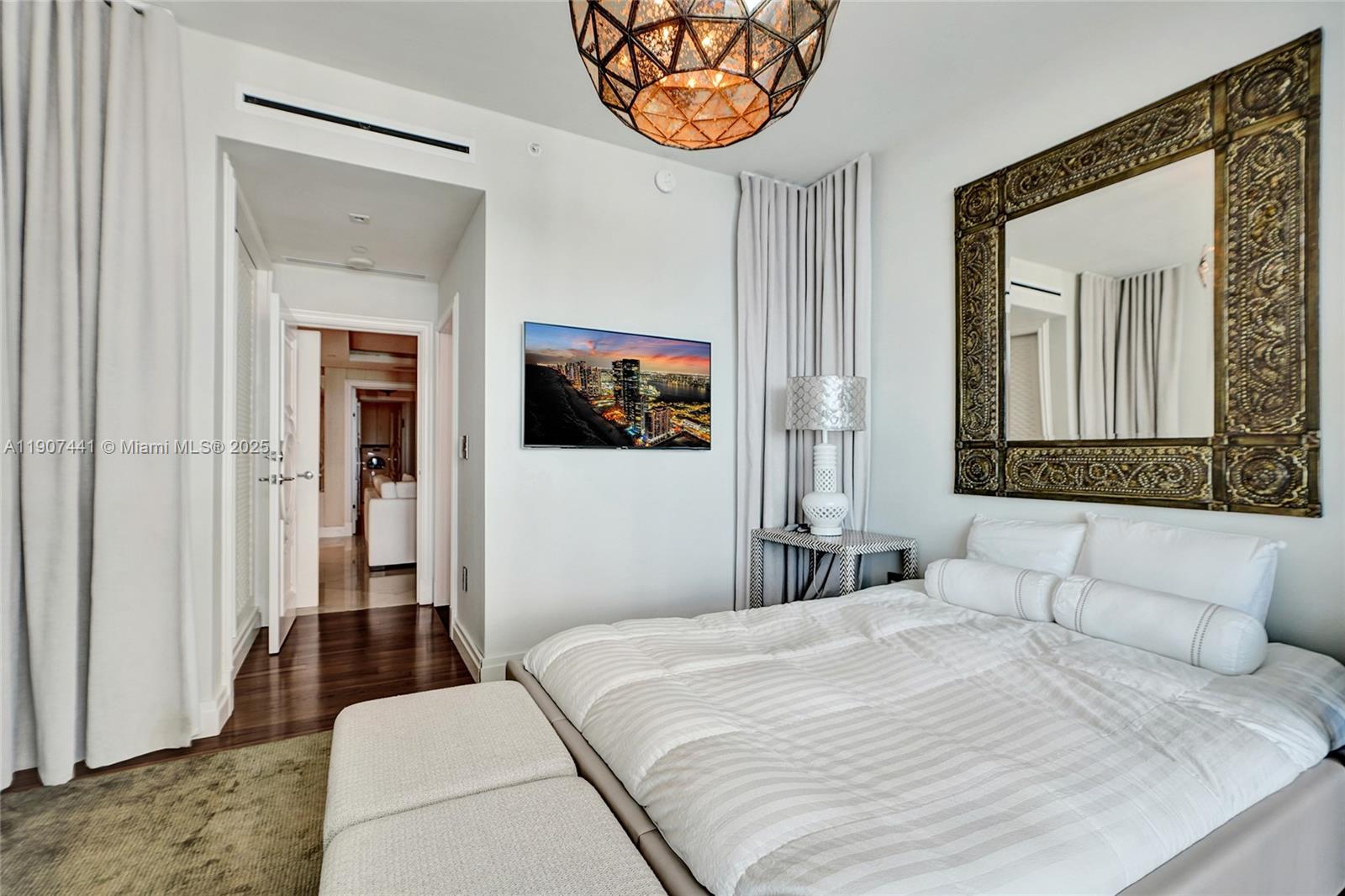 900 Biscayne Blvd #6107 Miami, FL 33132