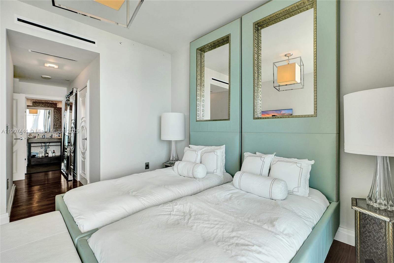 900 Biscayne Blvd #6107 Miami, FL 33132