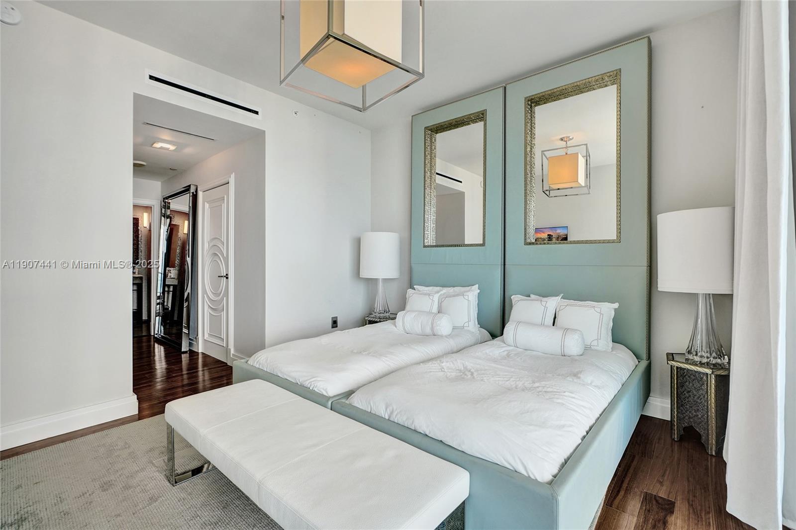 900 Biscayne Blvd #6107 Miami, FL 33132