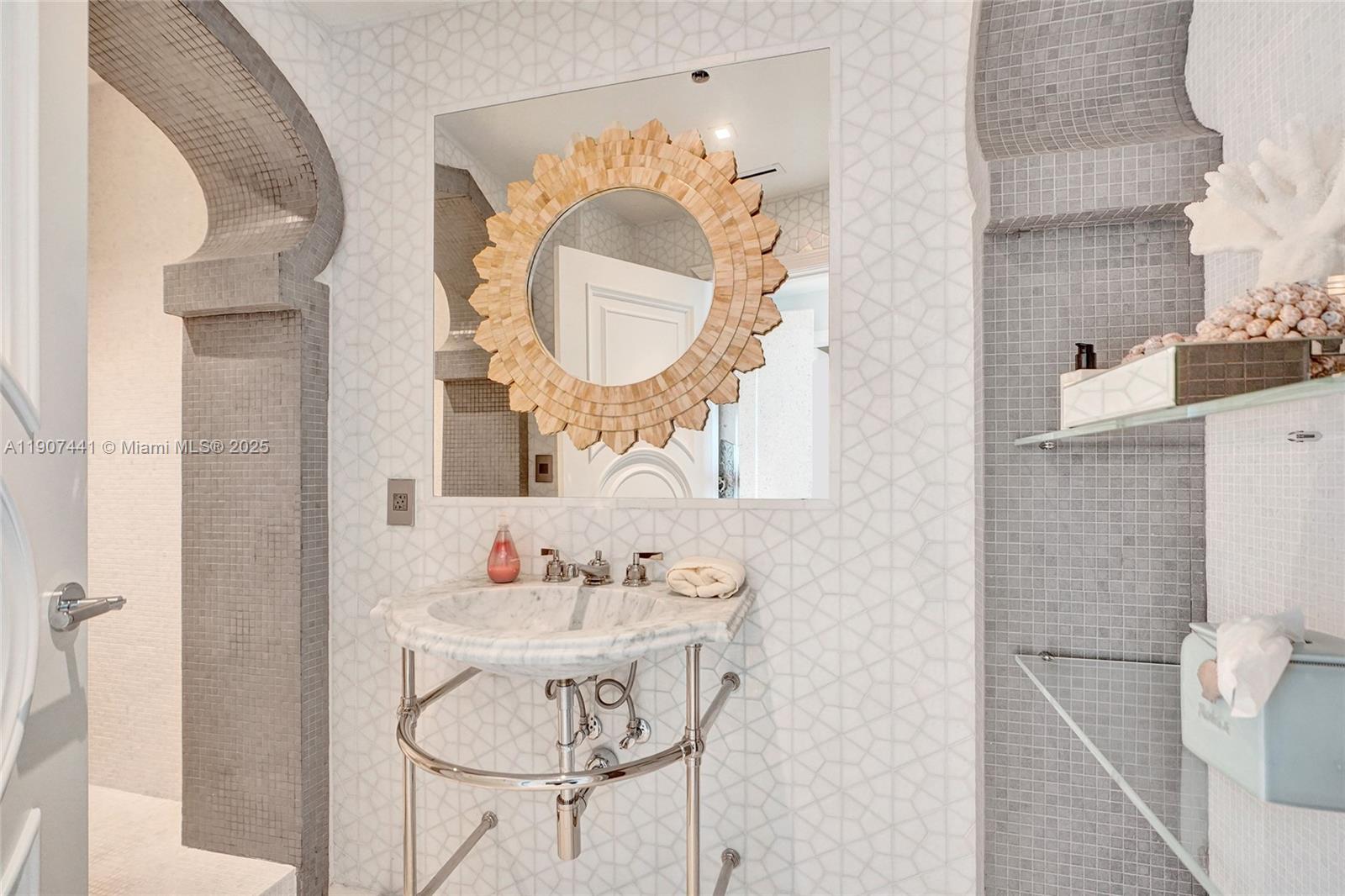 900 Biscayne Blvd #6107 Miami, FL 33132