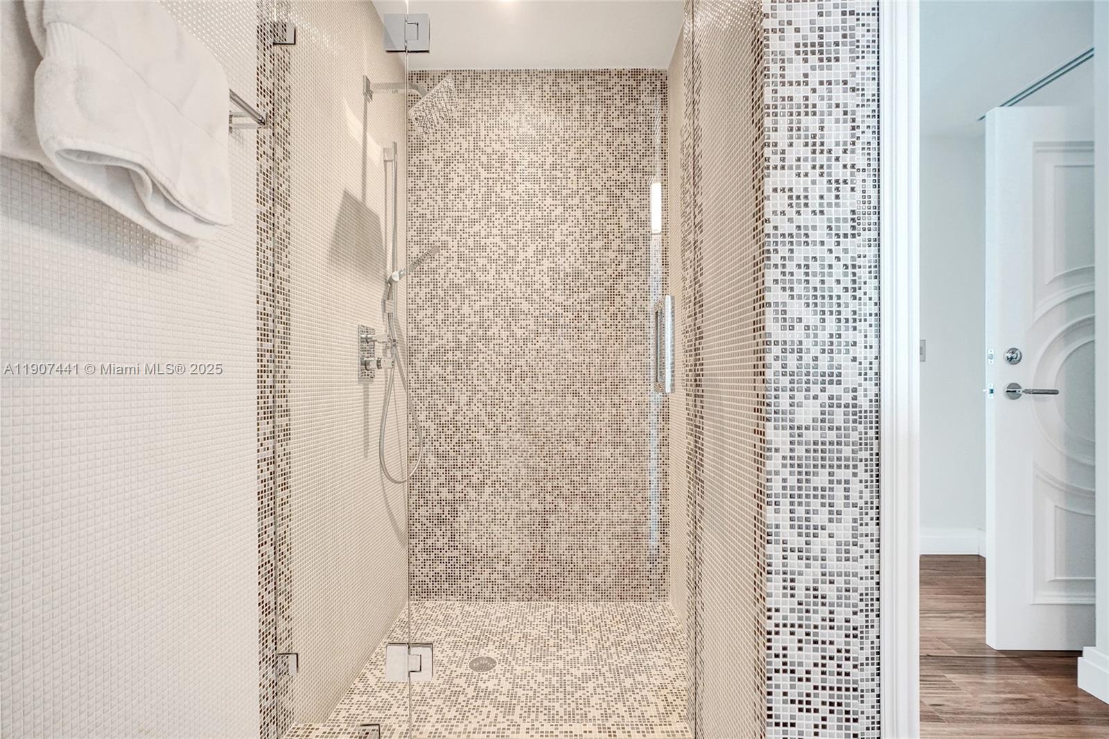 900 Biscayne Blvd #6107 Miami, FL 33132