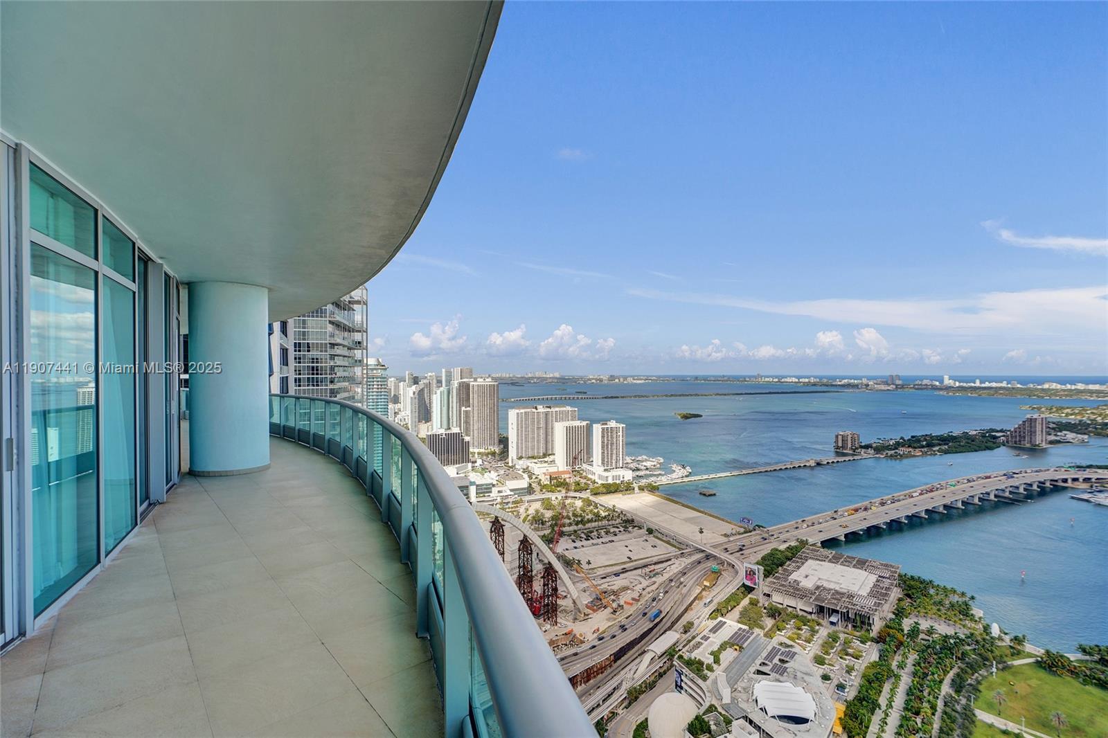 900 Biscayne Blvd #6107 Miami, FL 33132