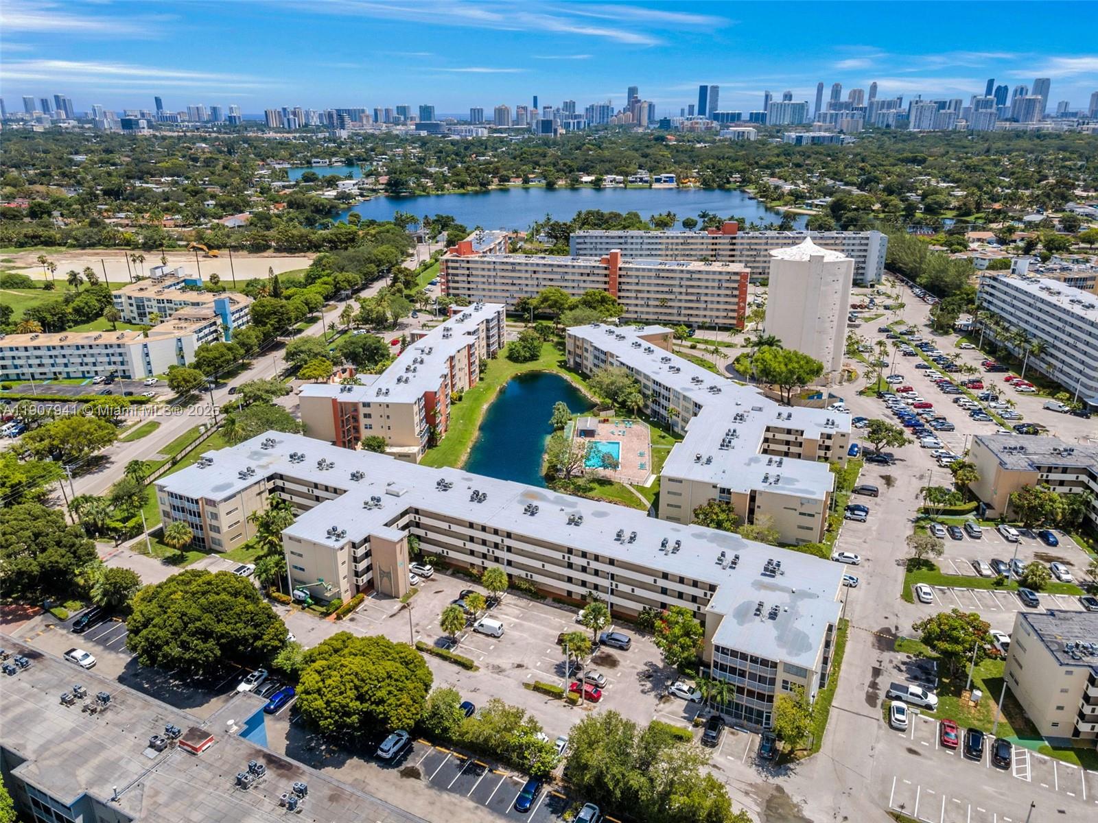 1690 NE 191st St #309-1