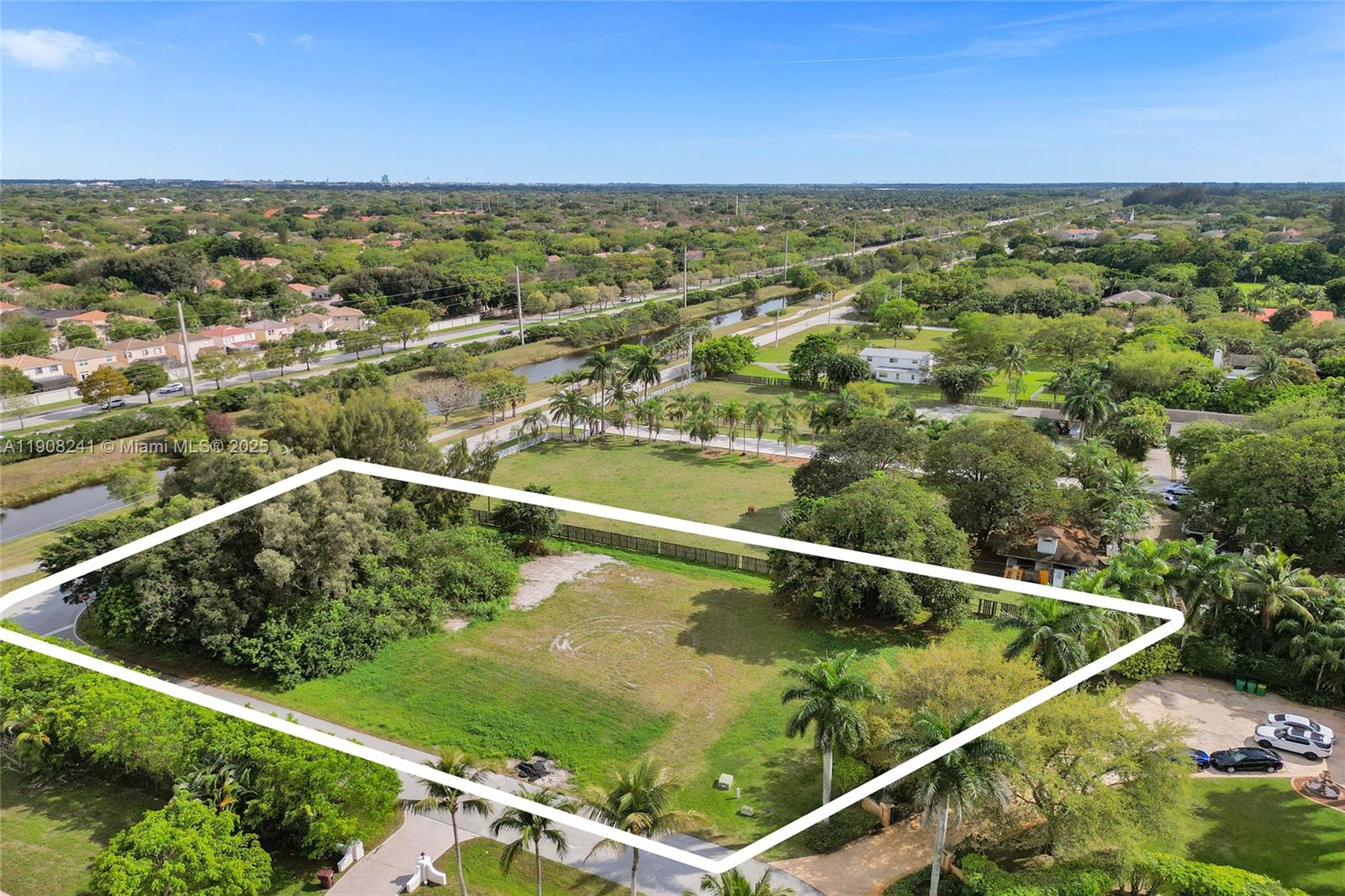 11200 NW 14th St Plantation, FL 33323