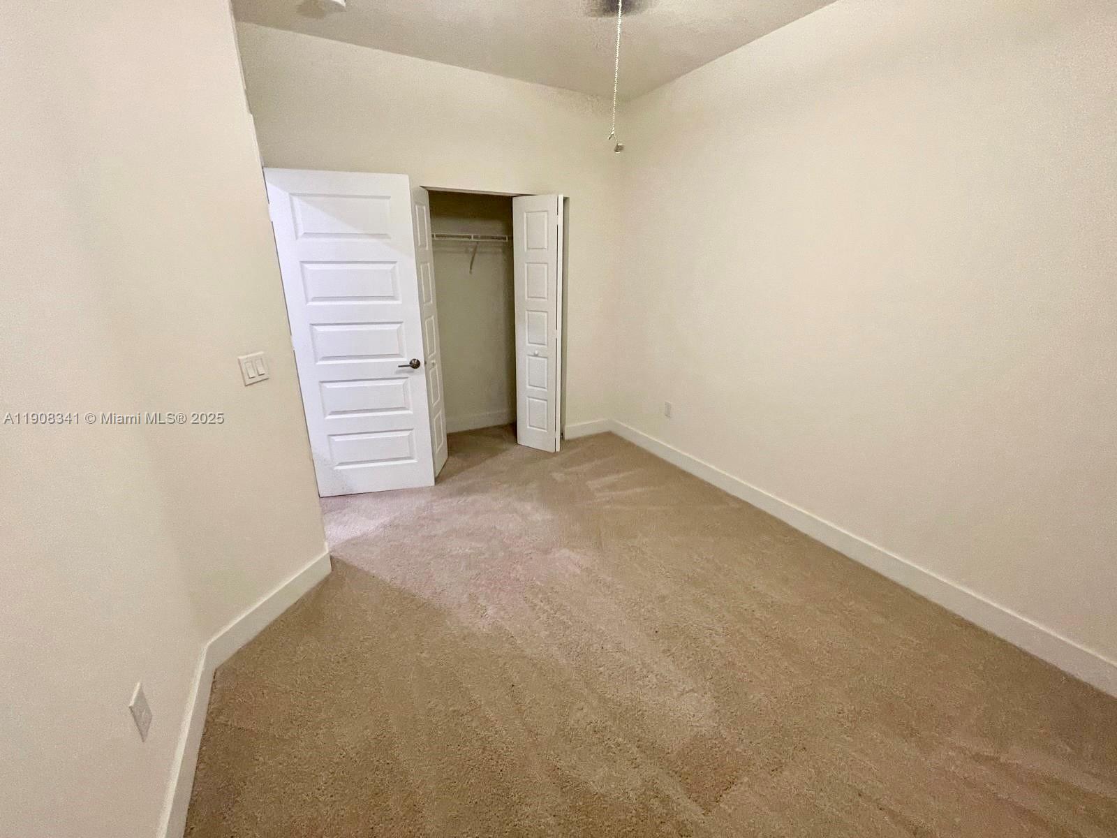 8871 NW 103rd Pl Doral, FL 33178