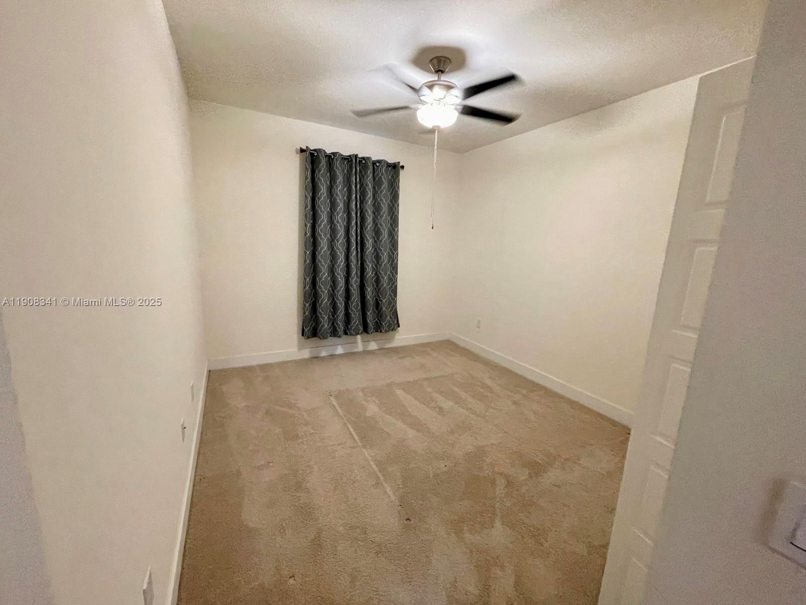 8871 NW 103rd Pl Doral, FL 33178