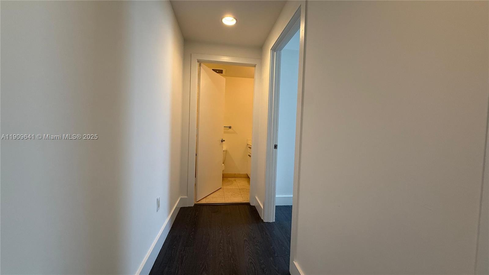 image 1060 Brickell - 106027