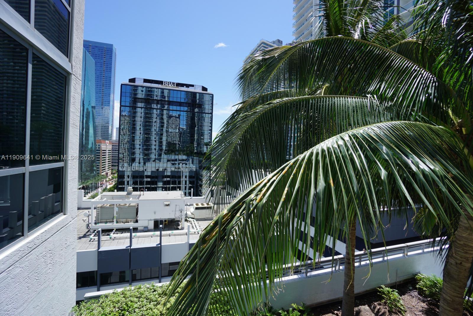 image 1060 Brickell - 106041