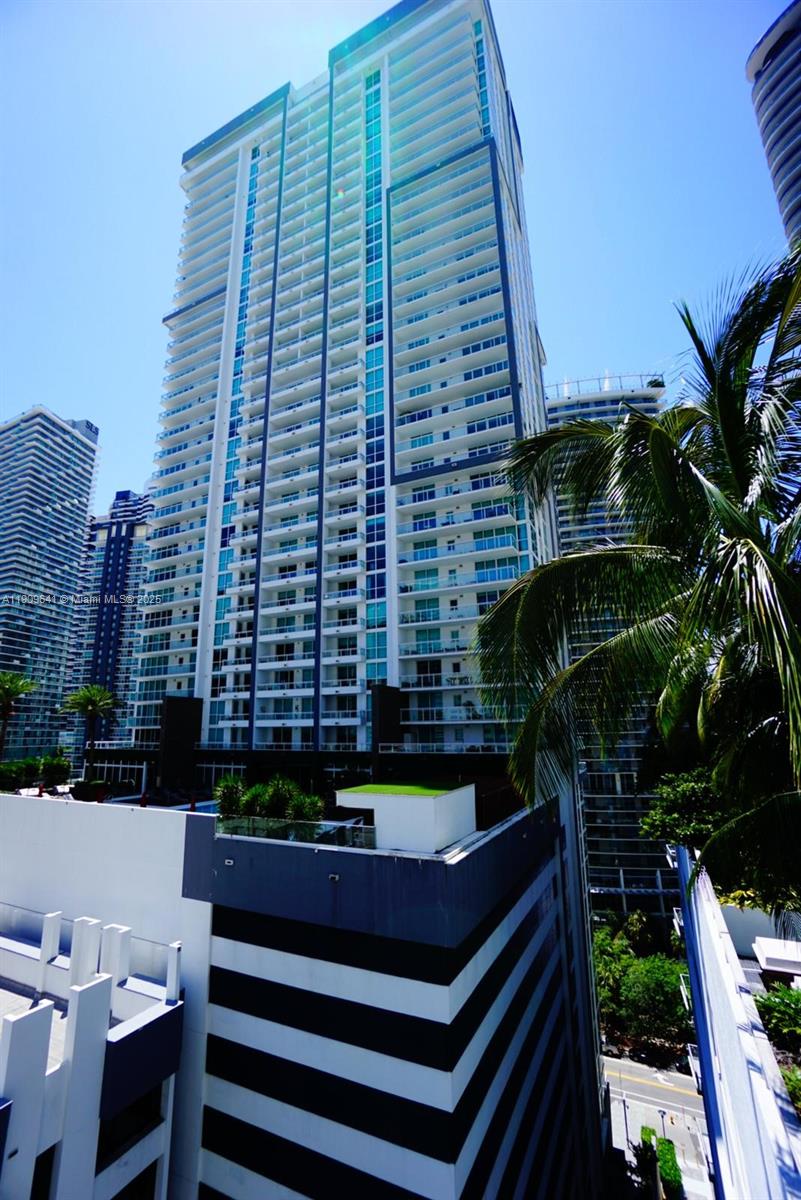 image 1060 Brickell - 106048