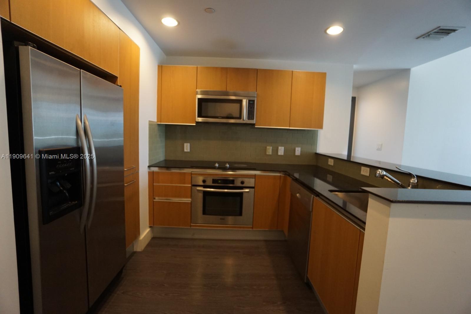 image 1060 Brickell - 10605