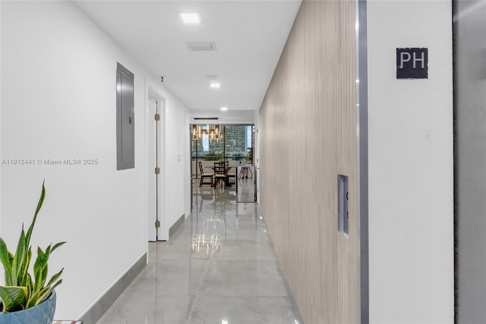 355 Poinciana Dr #1130 Sunny Isles Beach, FL 33160