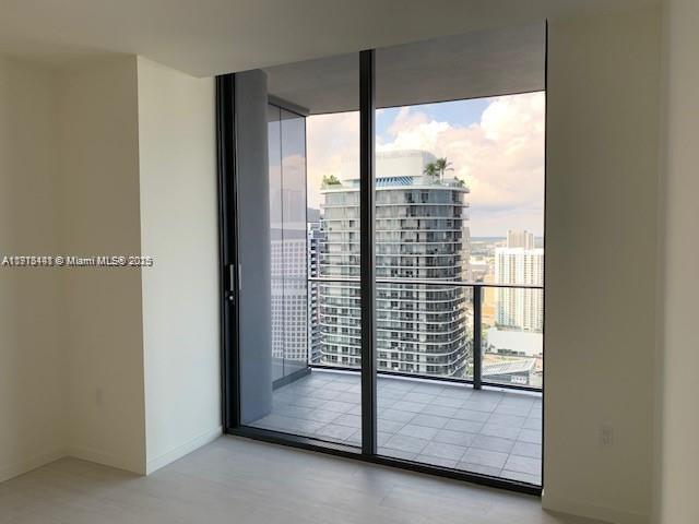 image Brickell Flatiron11