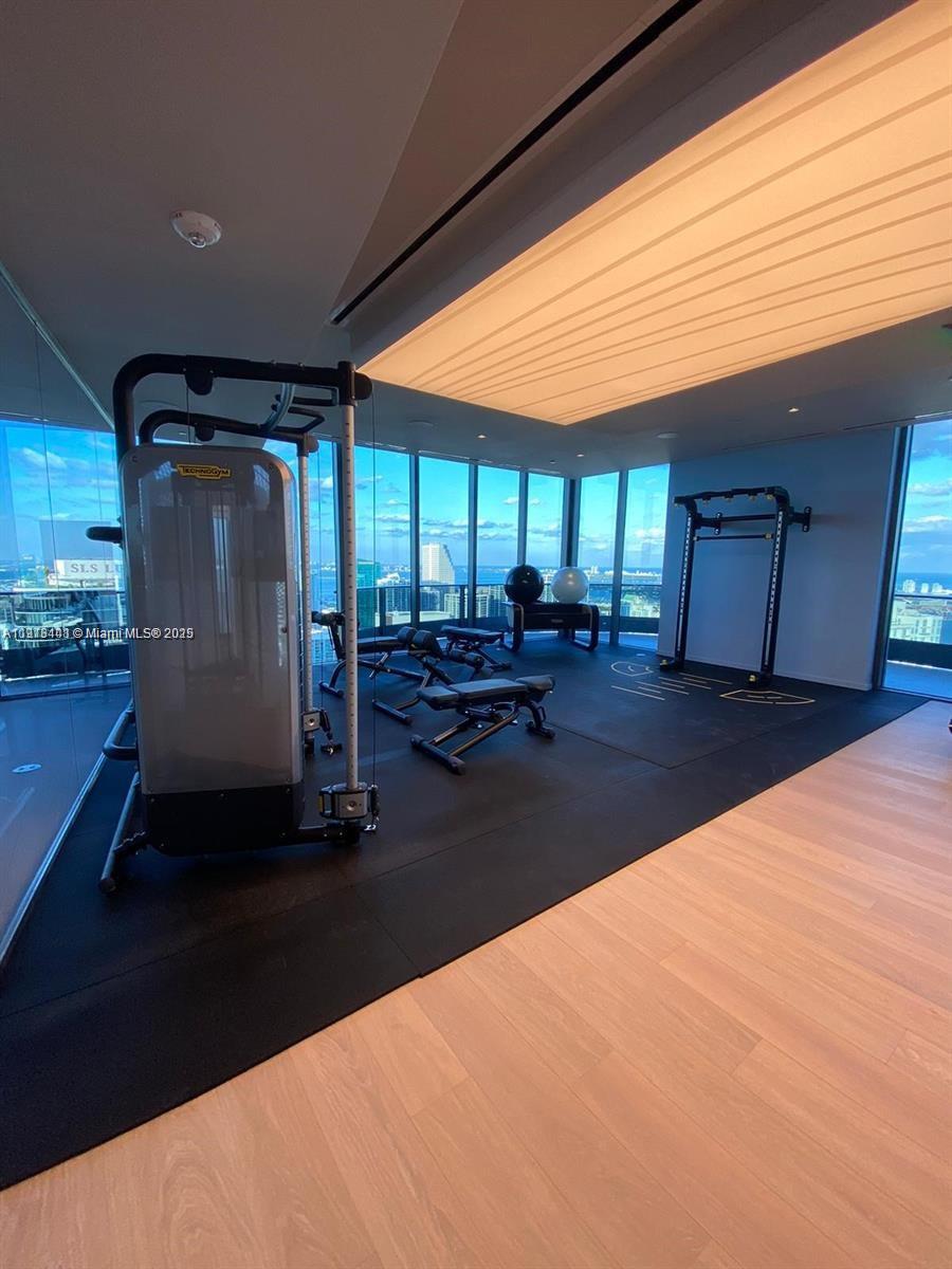 image Brickell Flatiron39