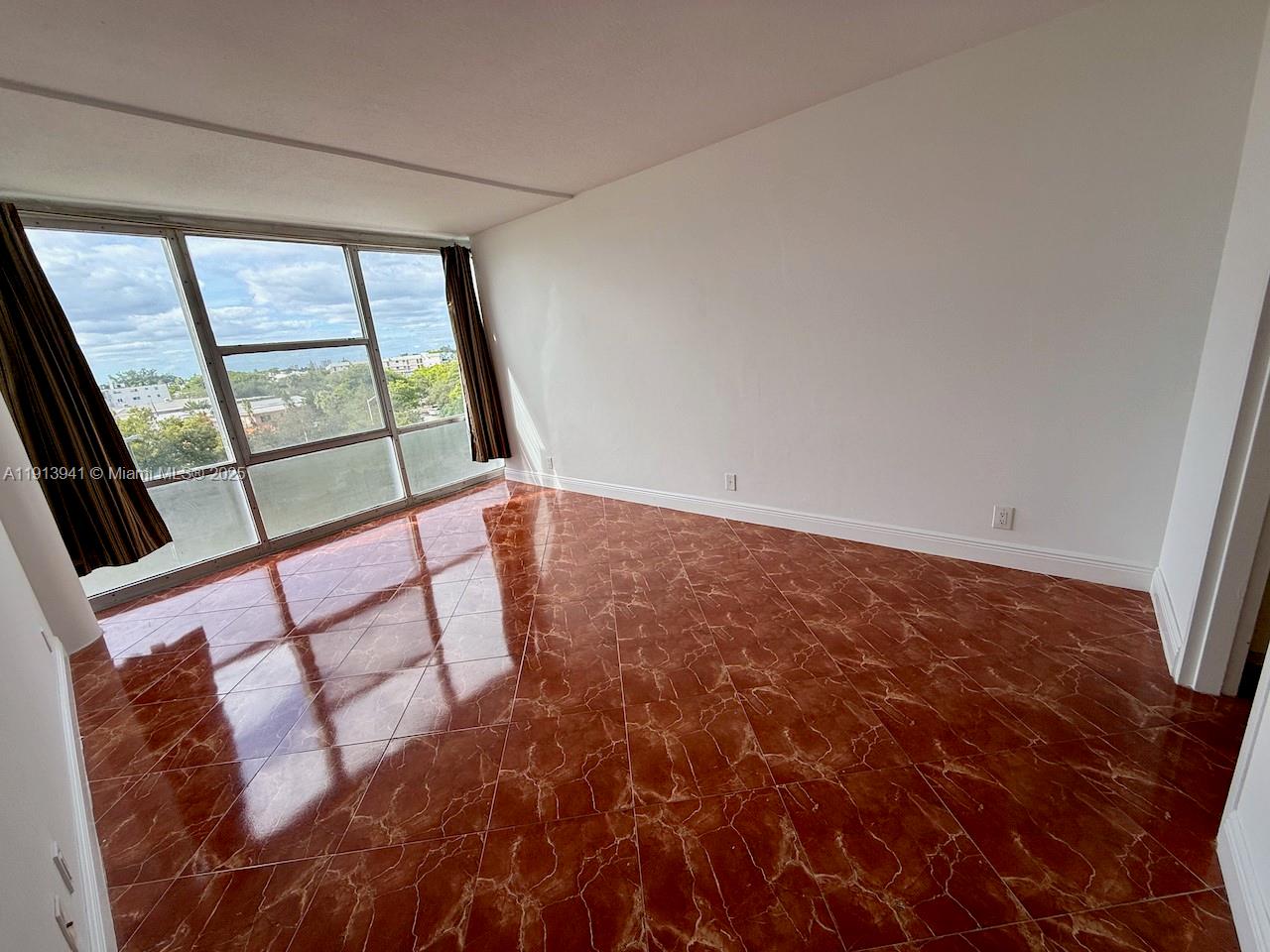 900 Bay Dr #419 Miami Beach, FL 33141