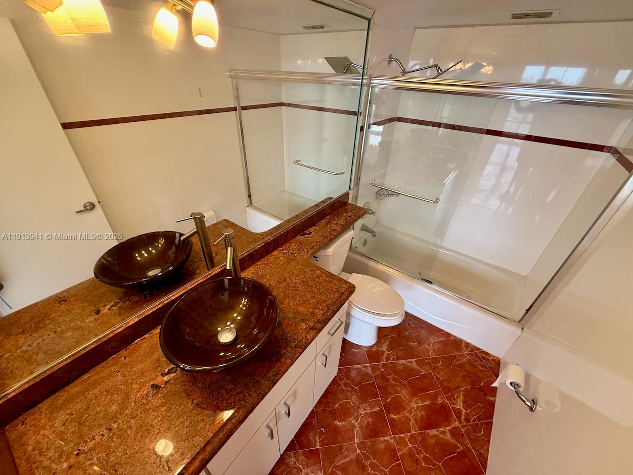 900 Bay Dr #419 Miami Beach, FL 33141