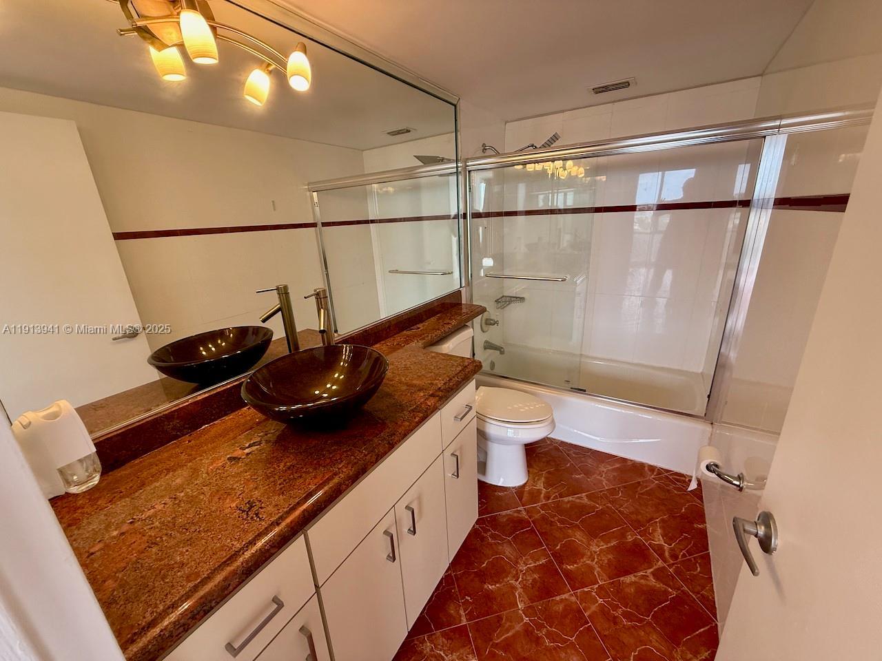 900 Bay Dr #419 Miami Beach, FL 33141