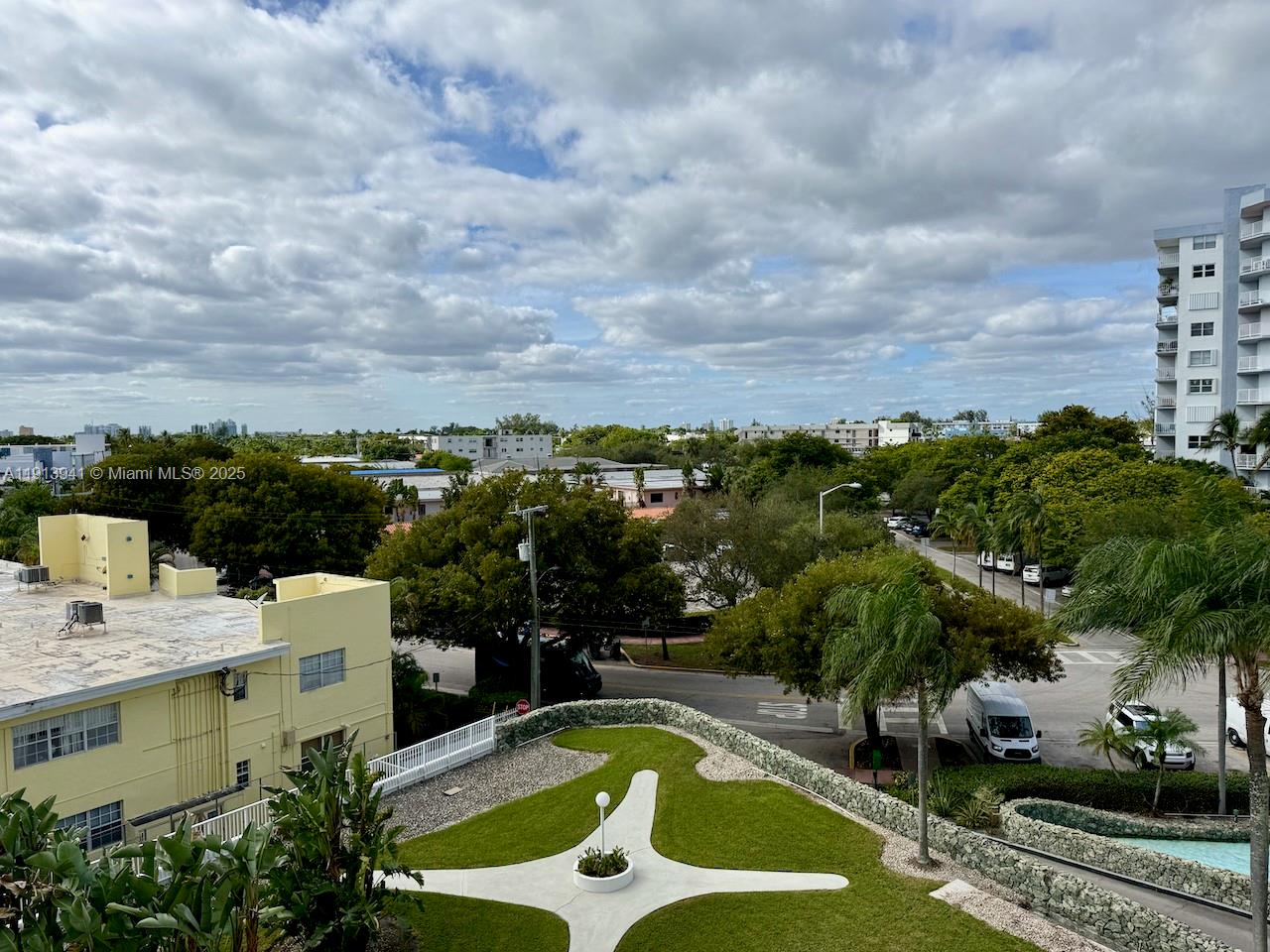 900 Bay Dr #419 Miami Beach, FL 33141