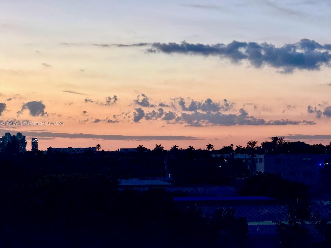 900 Bay Dr #419 Miami Beach, FL 33141