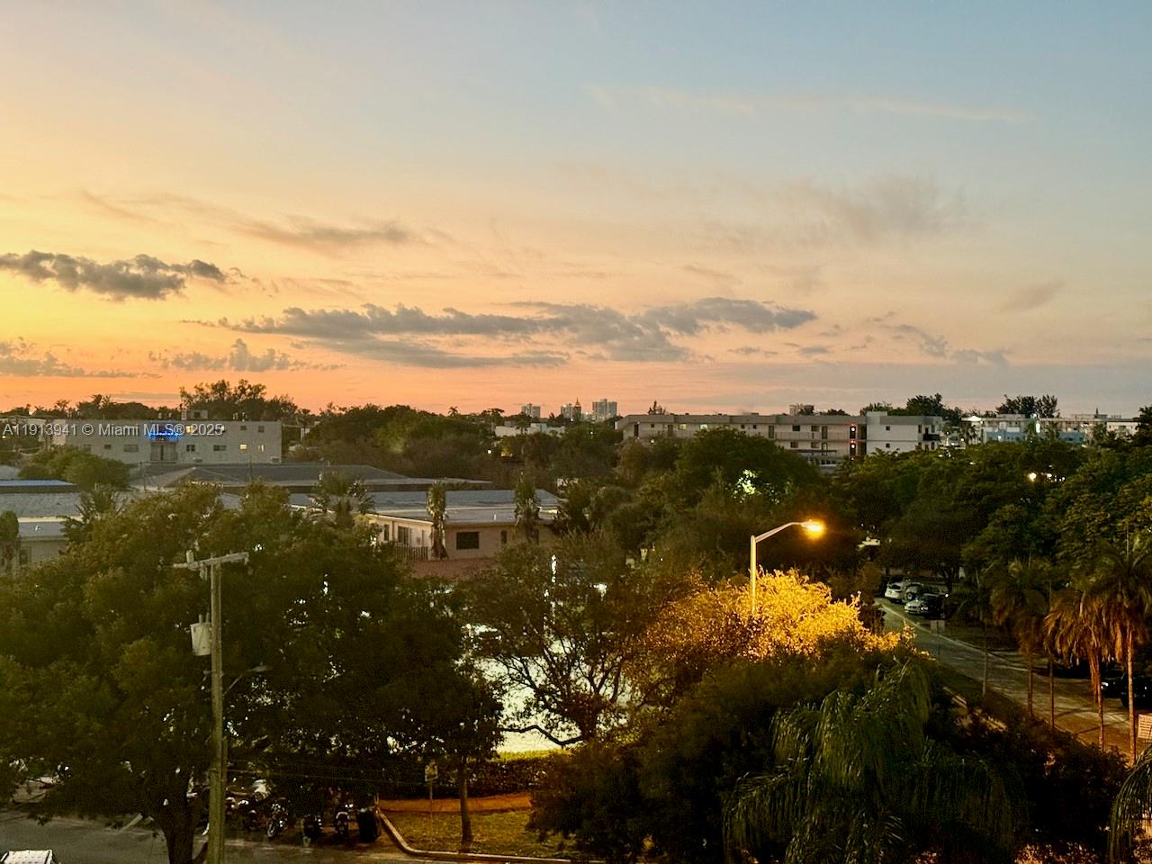 900 Bay Dr #419 Miami Beach, FL 33141