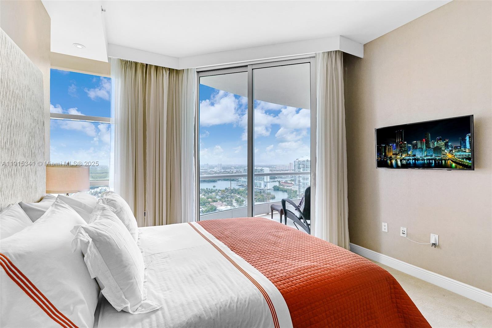 16047 Collins Ave #2603 Sunny Isles Beach, FL 33160