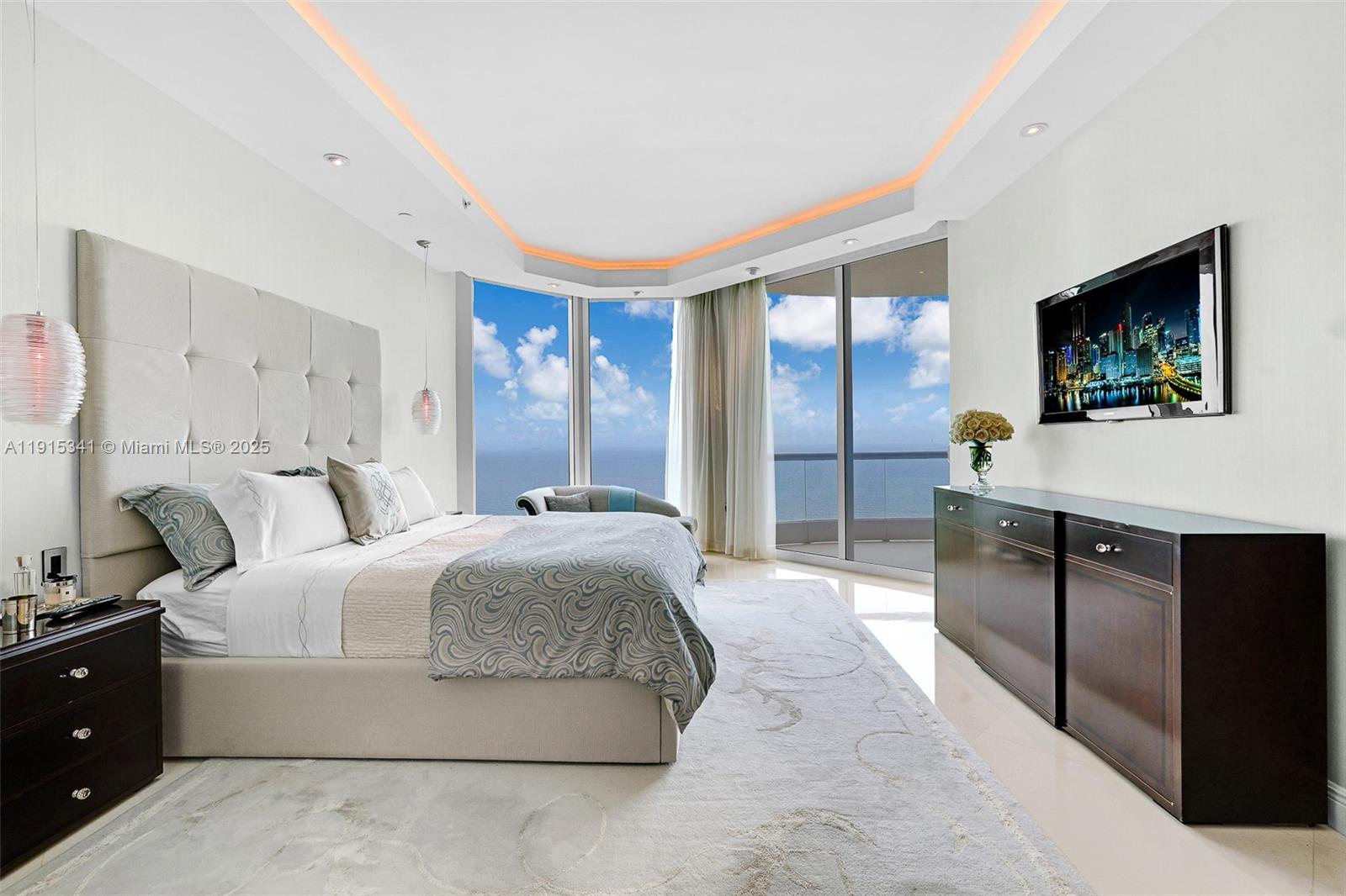 16047 Collins Ave #2603 Sunny Isles Beach, FL 33160