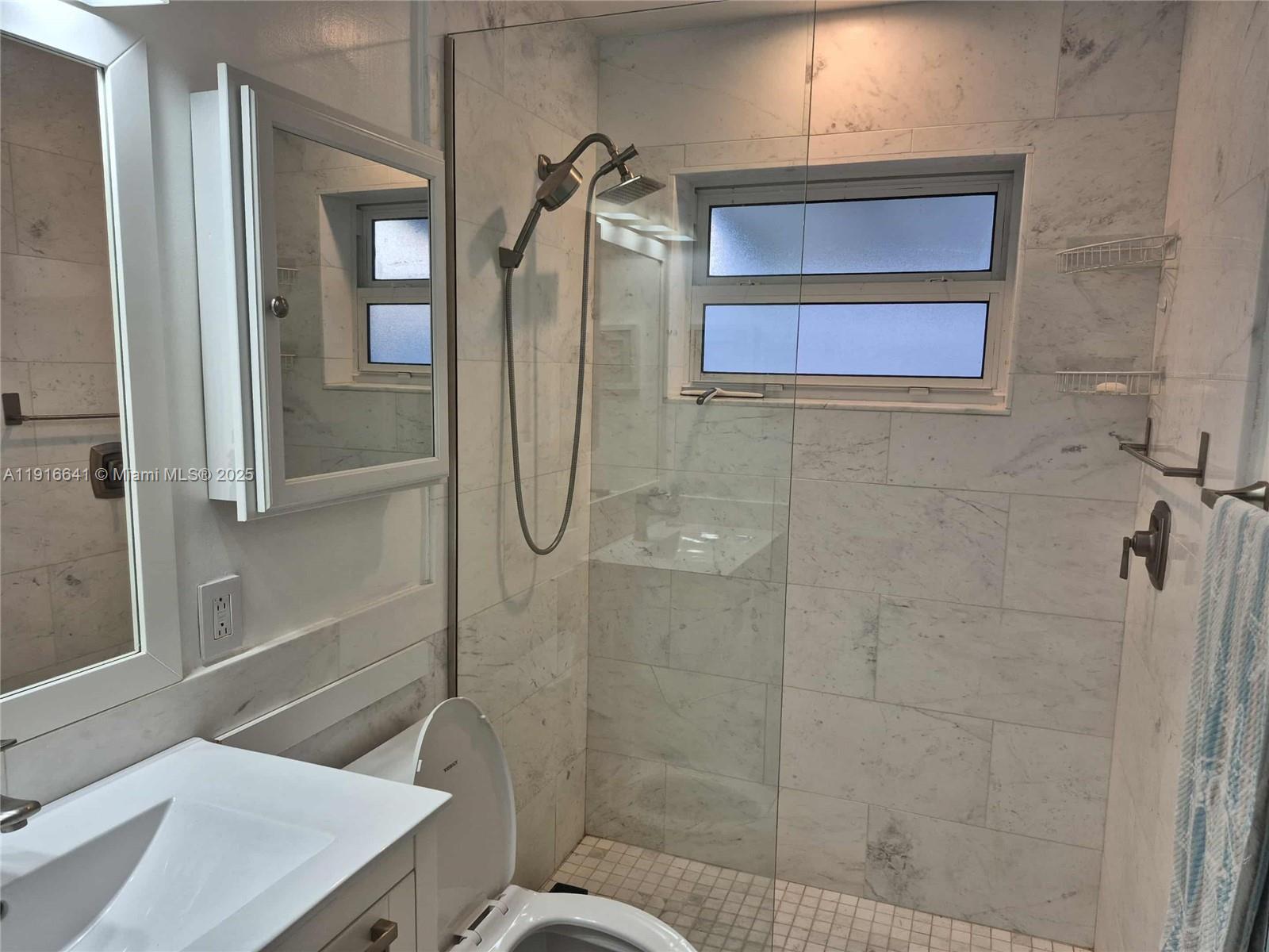 4204 NW 47th Ct Tamarac, FL 33319